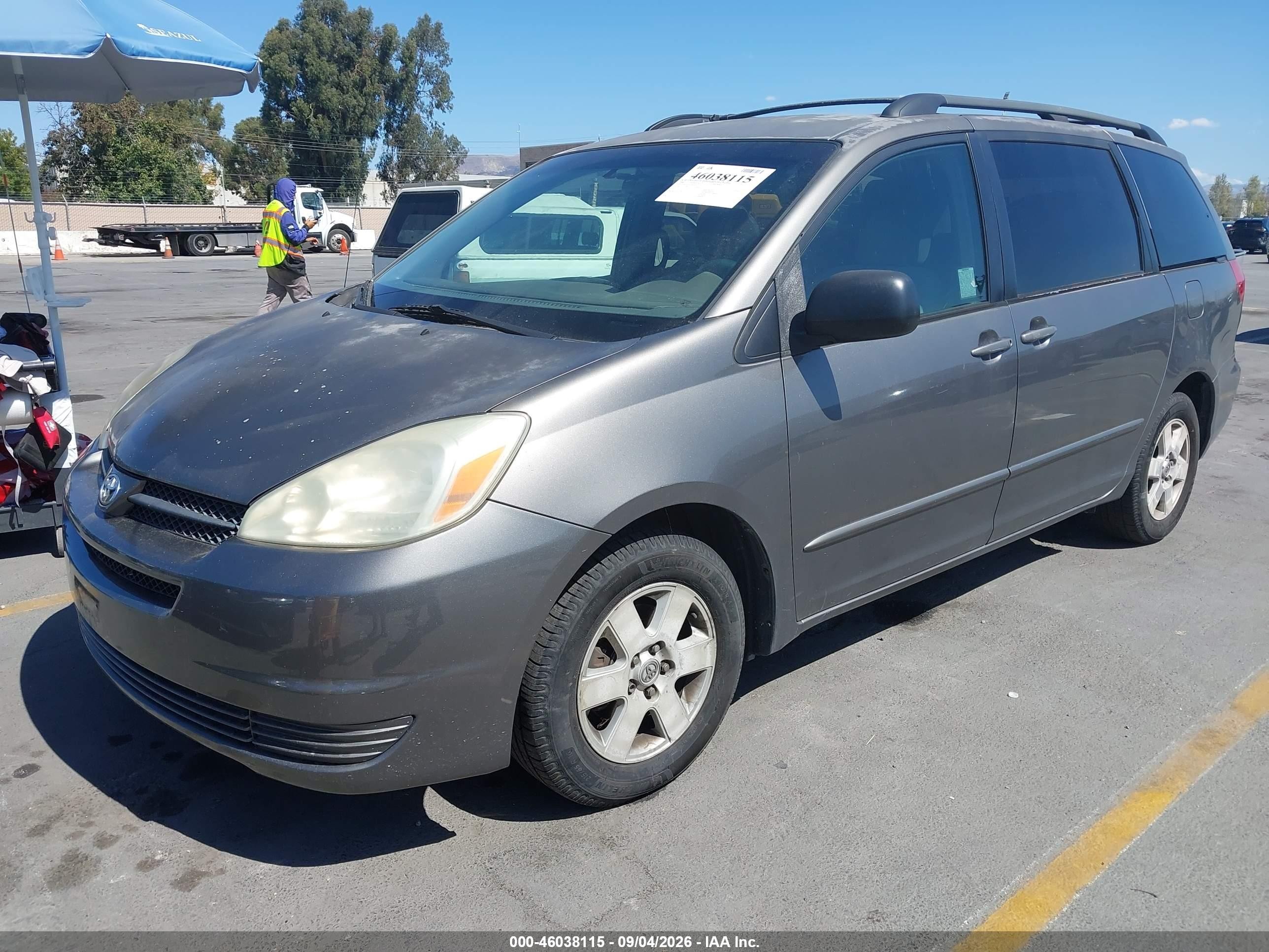 2004 Toyota Sienna Le Gray vin: 5TDZA23C54S007650