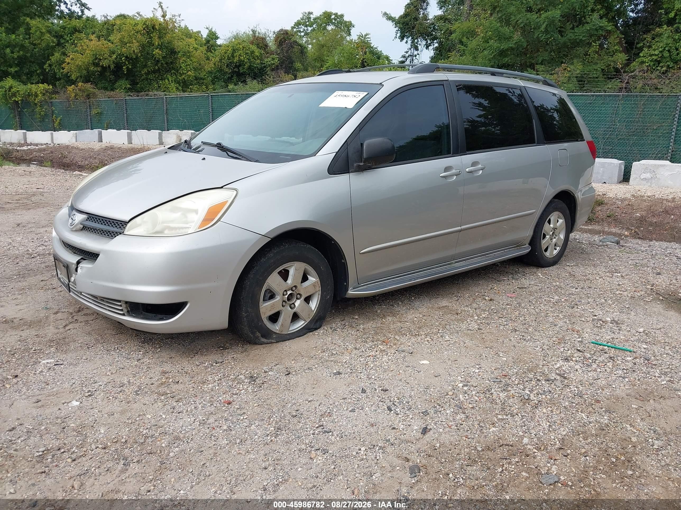 2004 Toyota Sienna Le Silver vin: 5TDZA23C54S020575