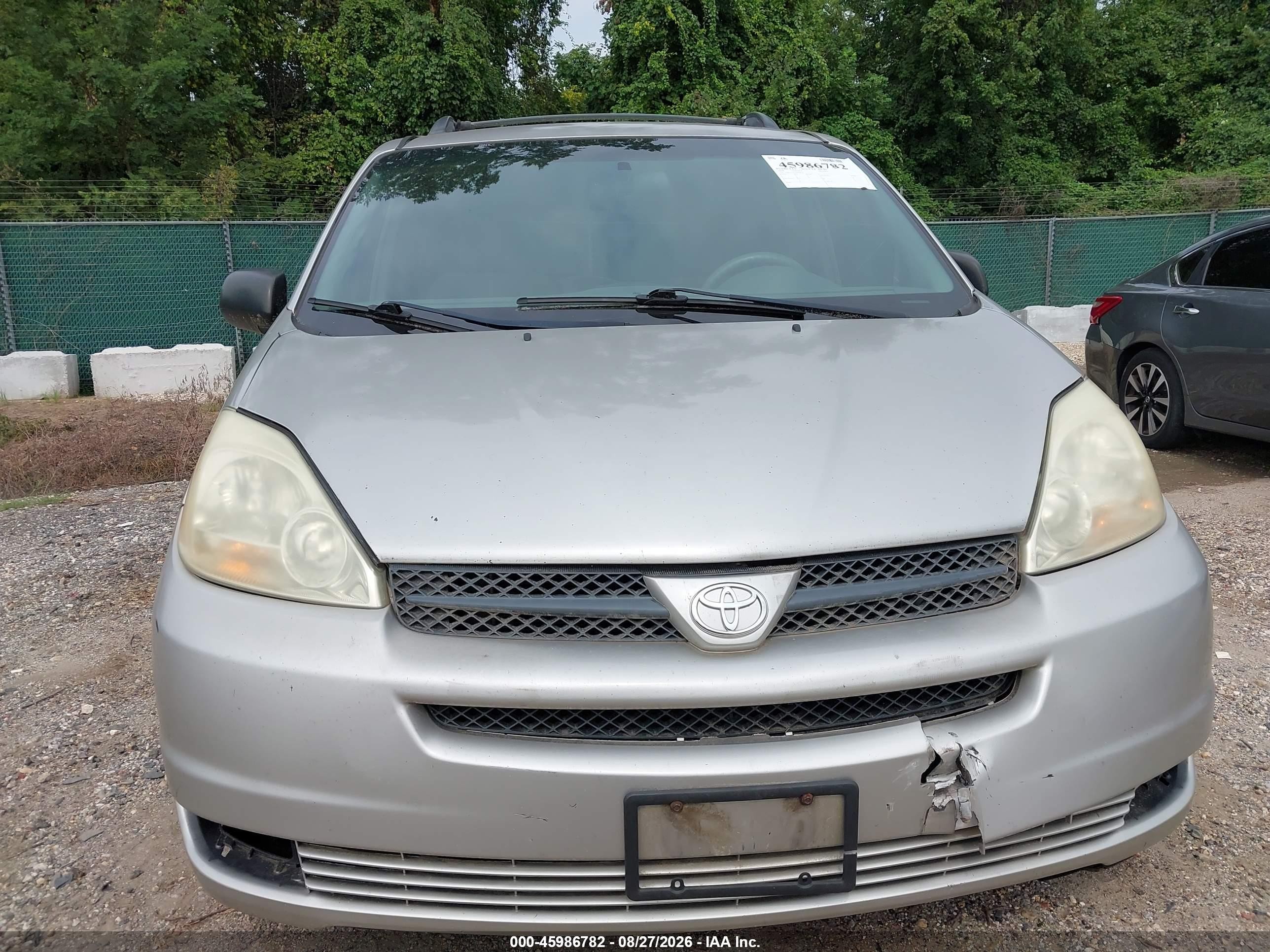 2004 Toyota Sienna Le Silver vin: 5TDZA23C54S020575