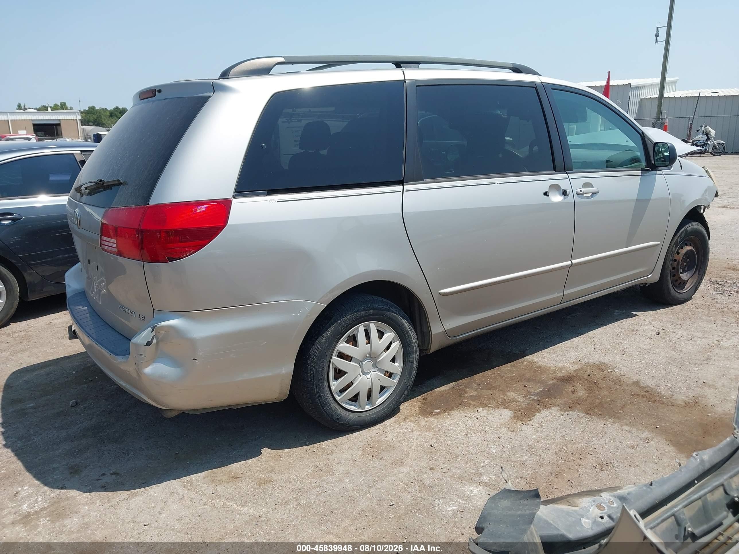 2004 Toyota Sienna Le Серебряный vin: 5TDZA23C54S108672