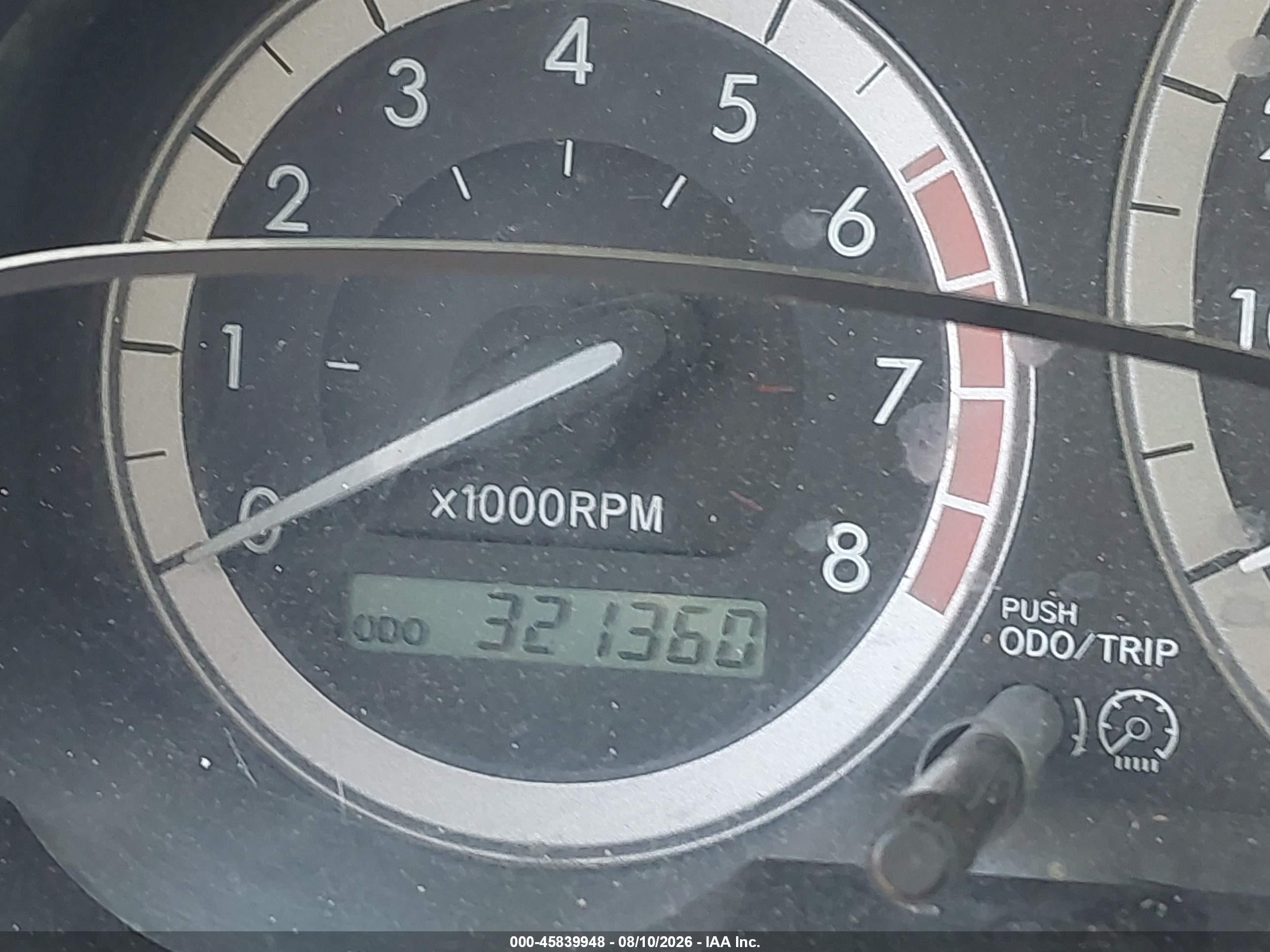 2004 Toyota Sienna Le Серебряный vin: 5TDZA23C54S108672