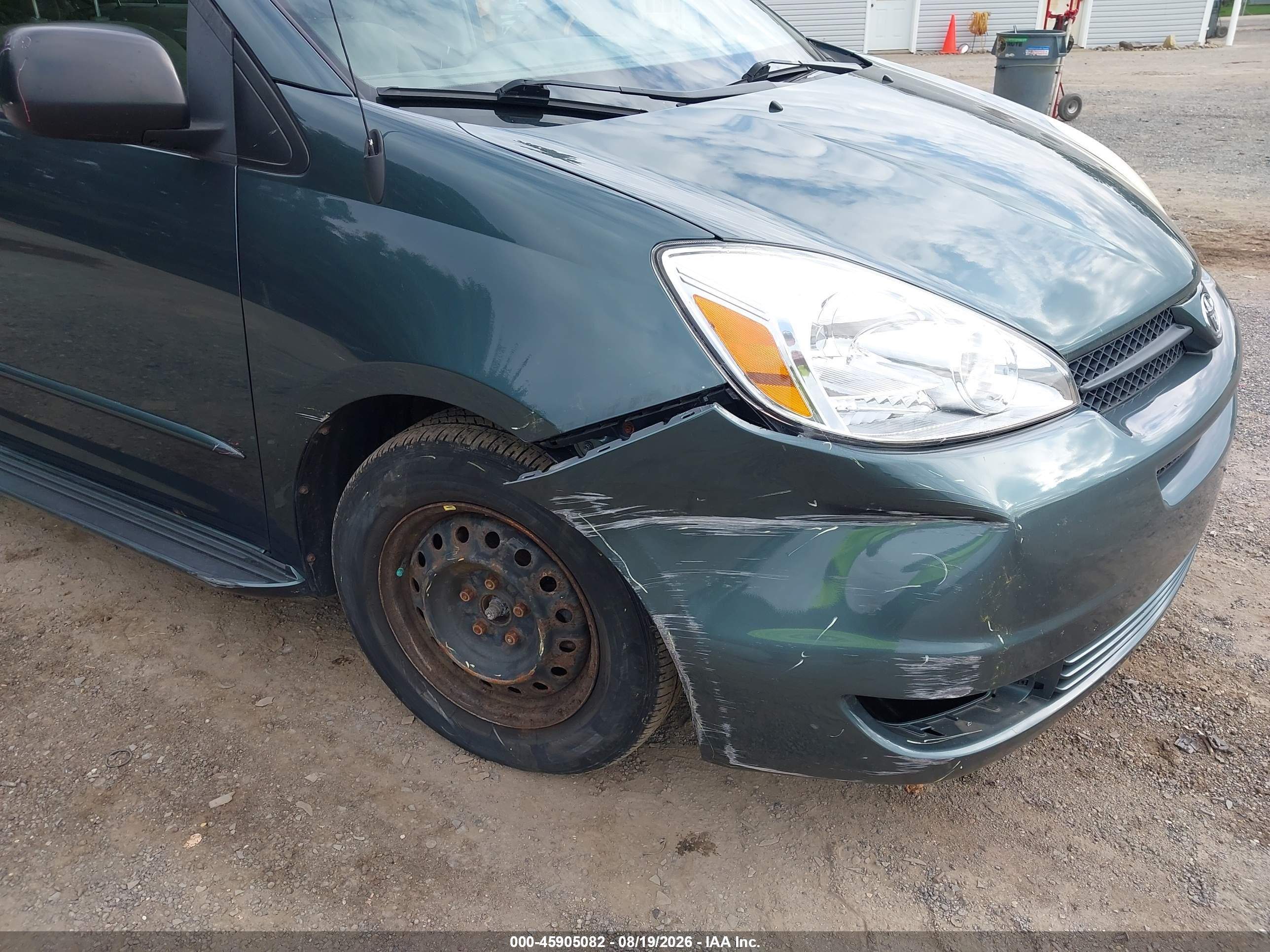 2005 Toyota Sienna Le Зеленый vin: 5TDZA23C55S222821