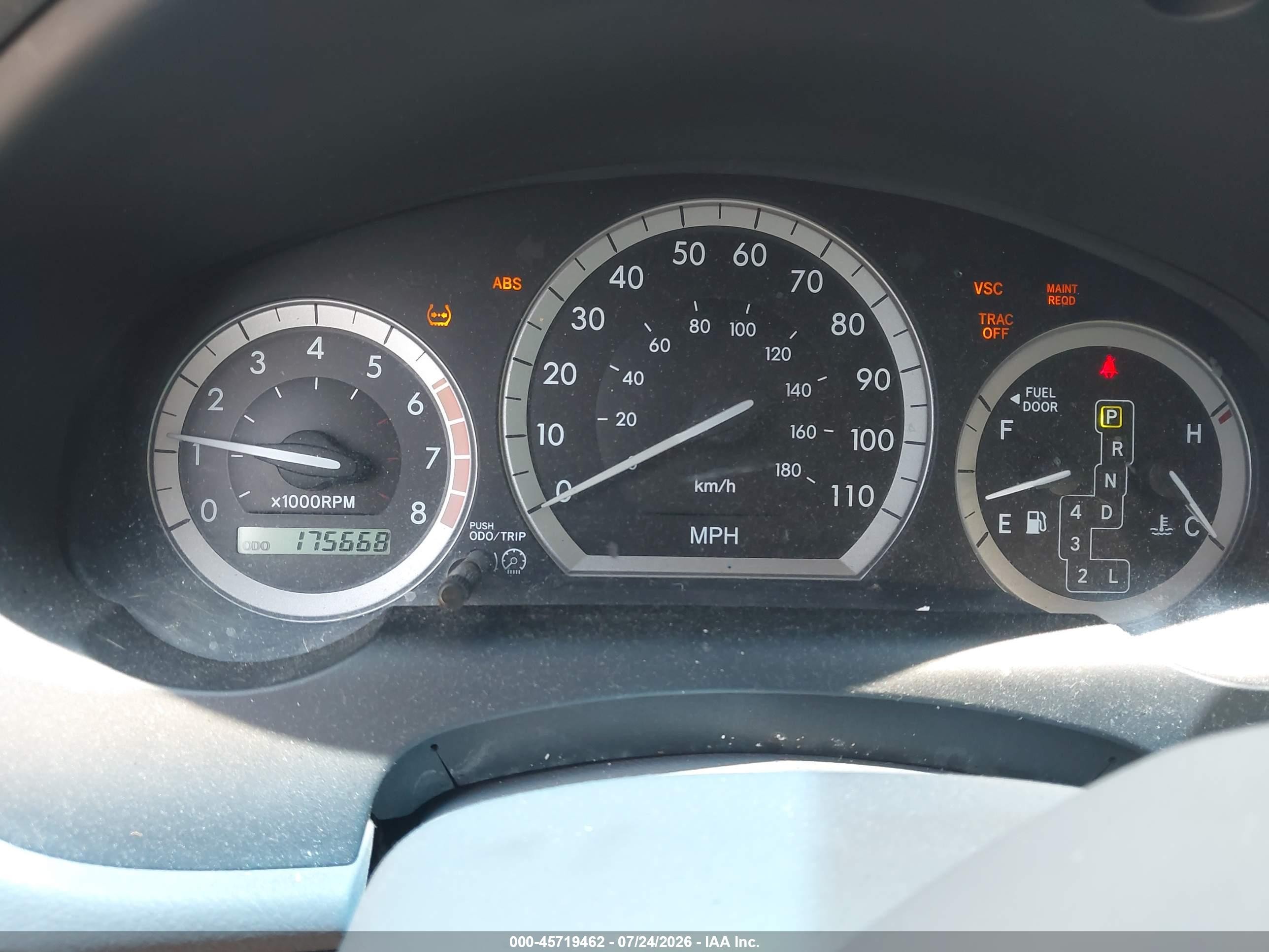 2005 Toyota Sienna Le Gray vin: 5TDZA23C55S257987