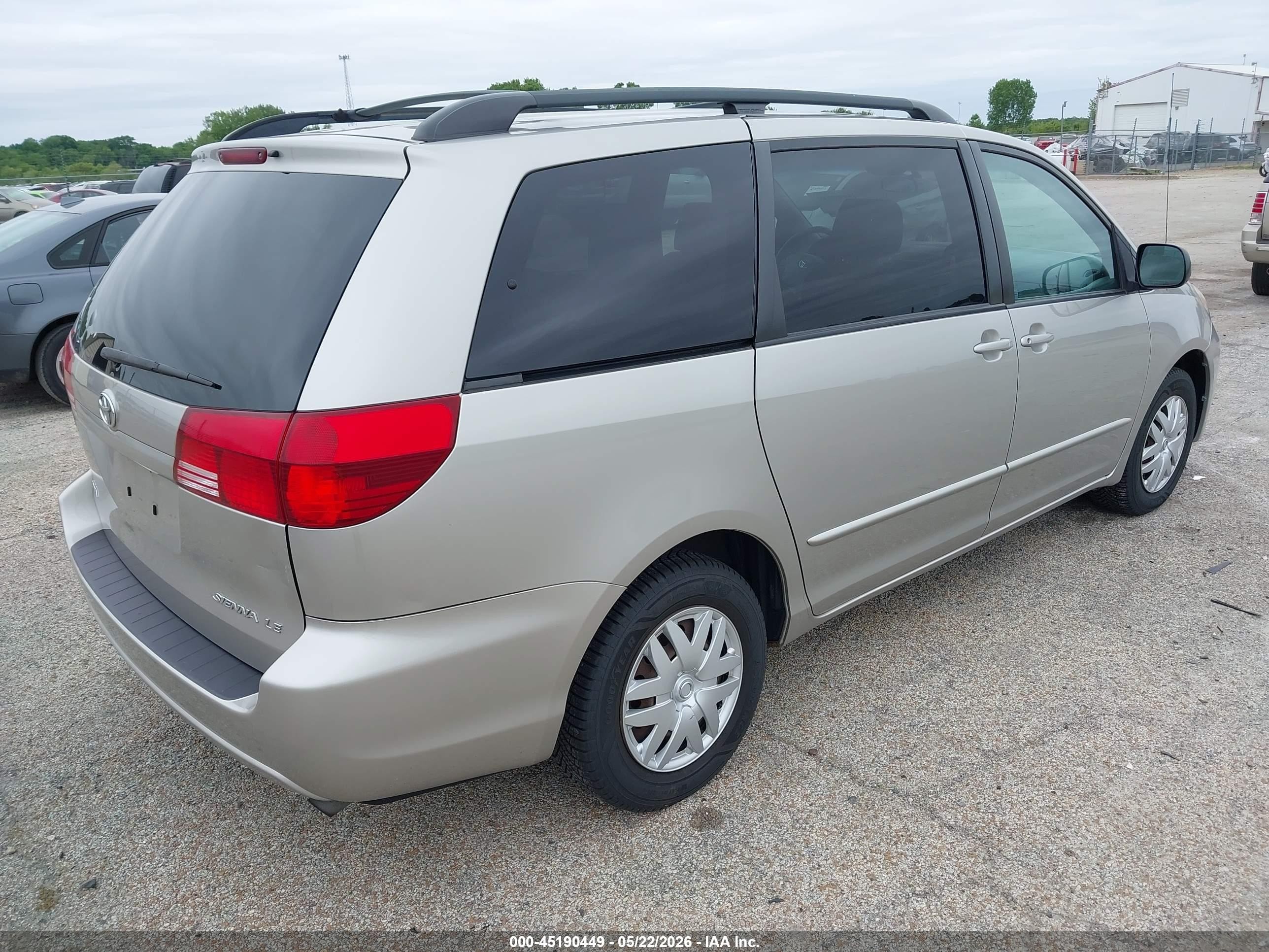 2005 Toyota Sienna Le Silver vin: 5TDZA23C55S280654