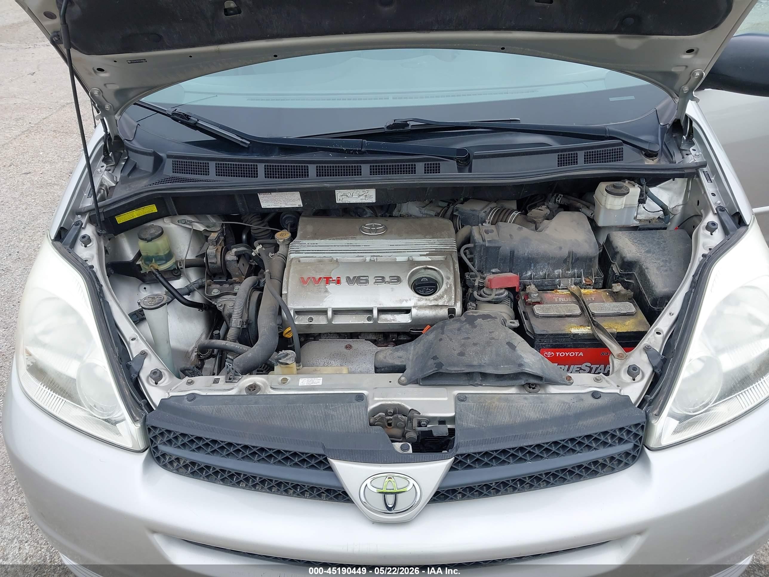 2005 Toyota Sienna Le Silver vin: 5TDZA23C55S280654
