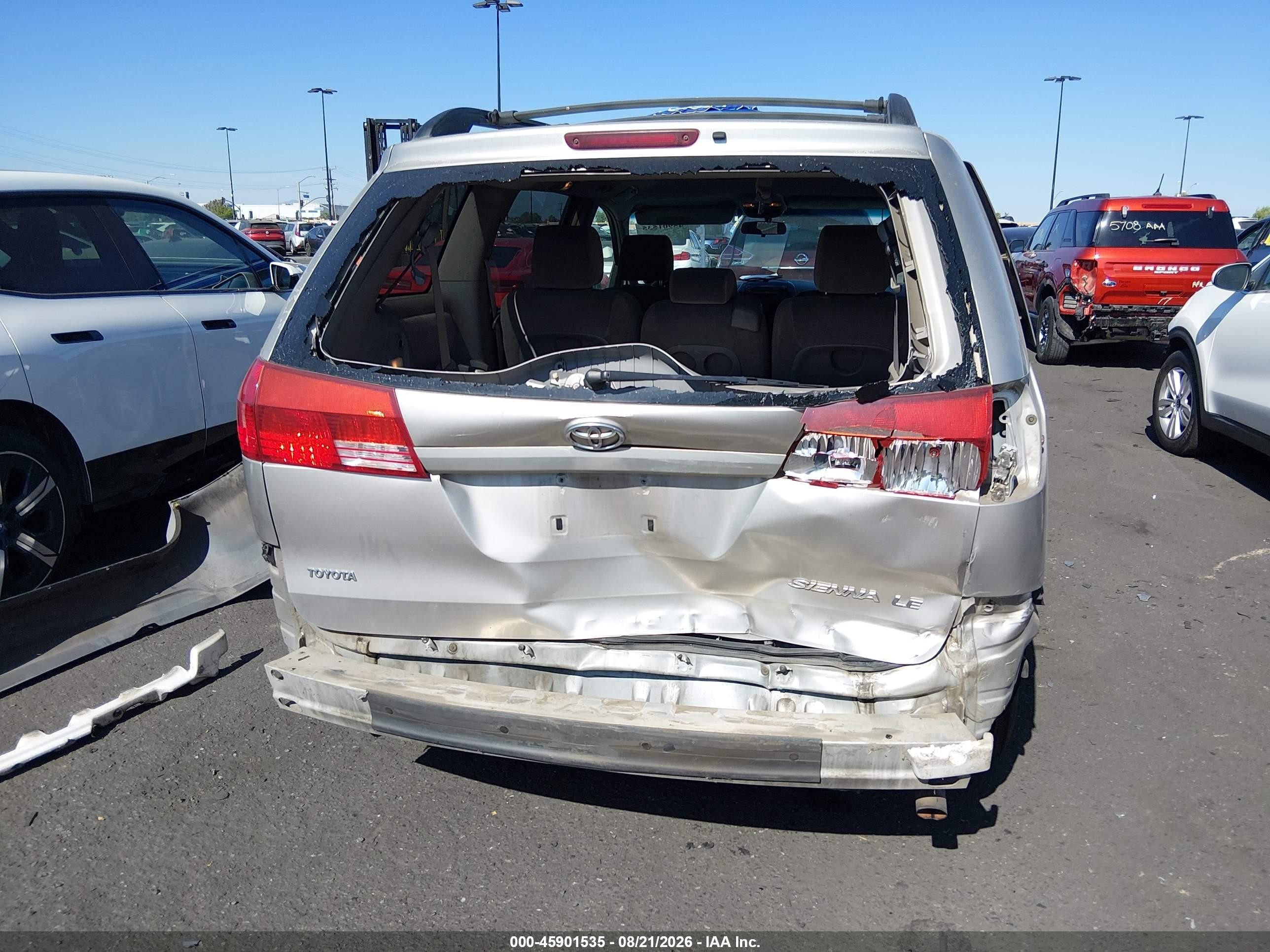 2005 Toyota Sienna Le Silver vin: 5TDZA23C55S298345