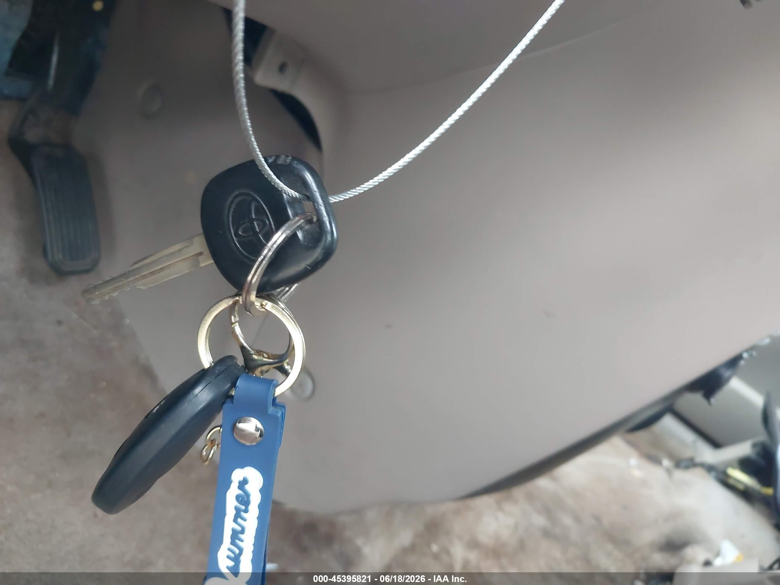 2005 Toyota Sienna Le Blue vin: 5TDZA23C55S311322
