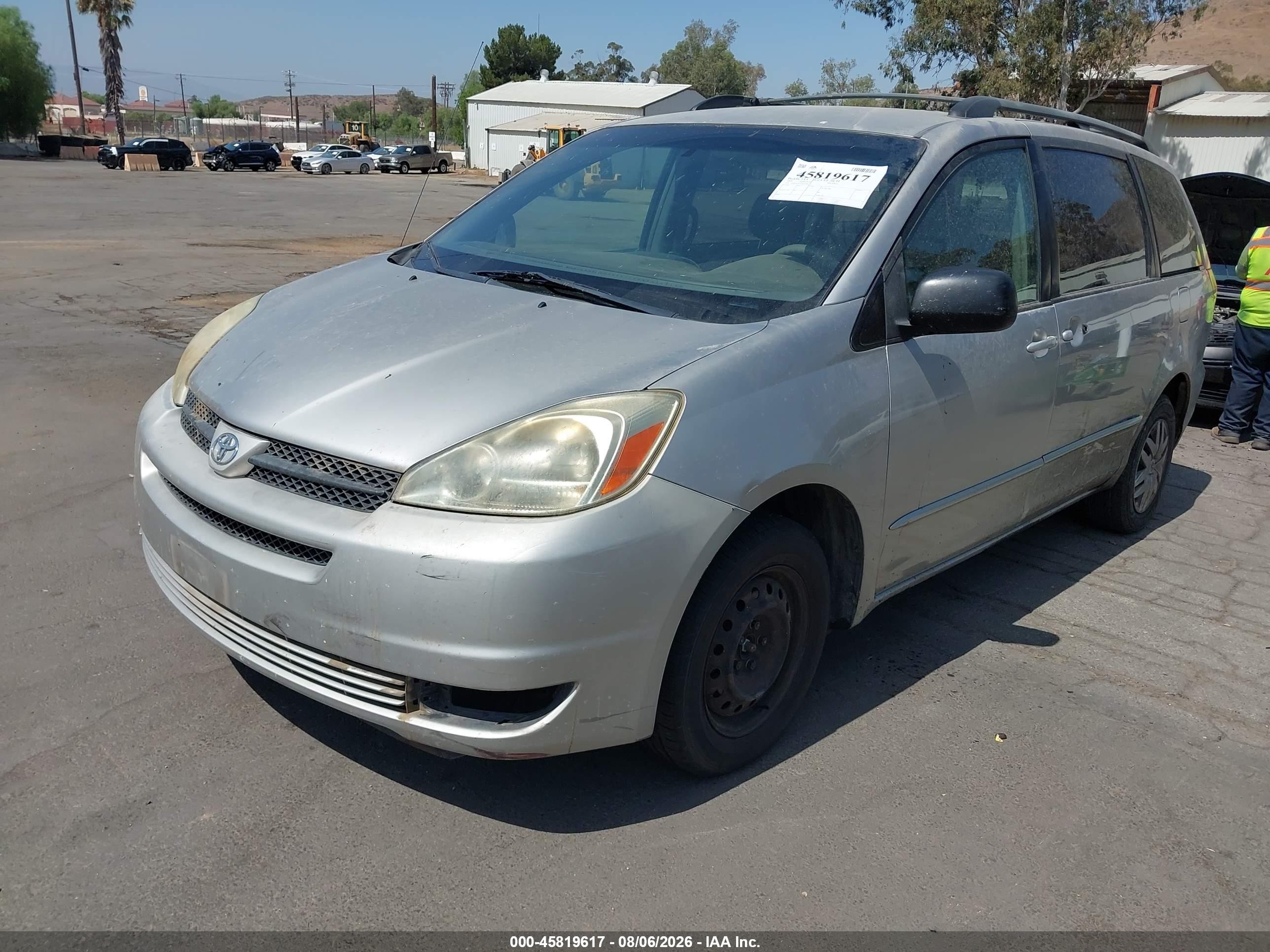 2005 Toyota Sienna Le Silver vin: 5TDZA23C55S357801