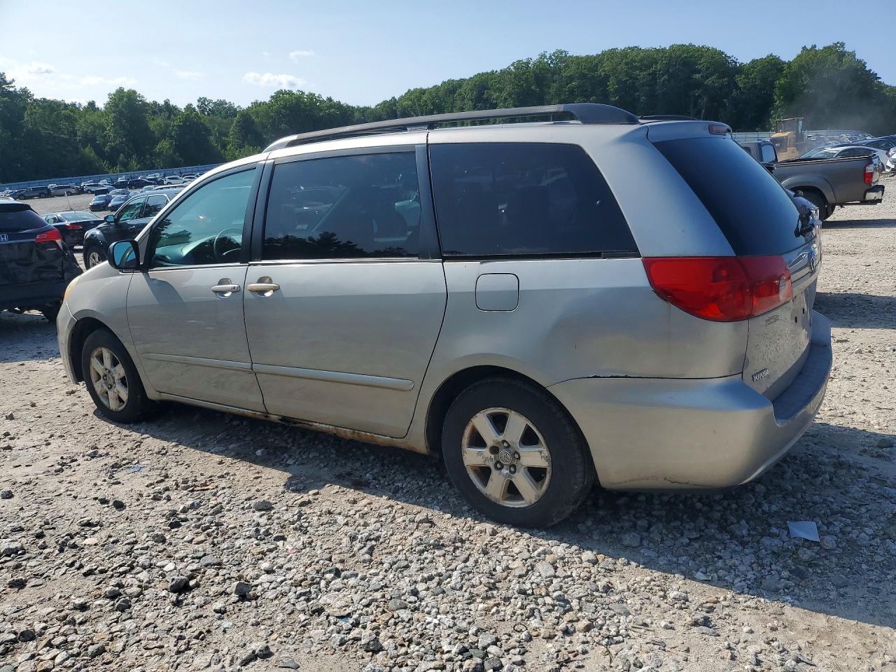 2006 Toyota Sienna Le 7 Passenger Желто-коричневый vin: 5TDZA23C56S498451