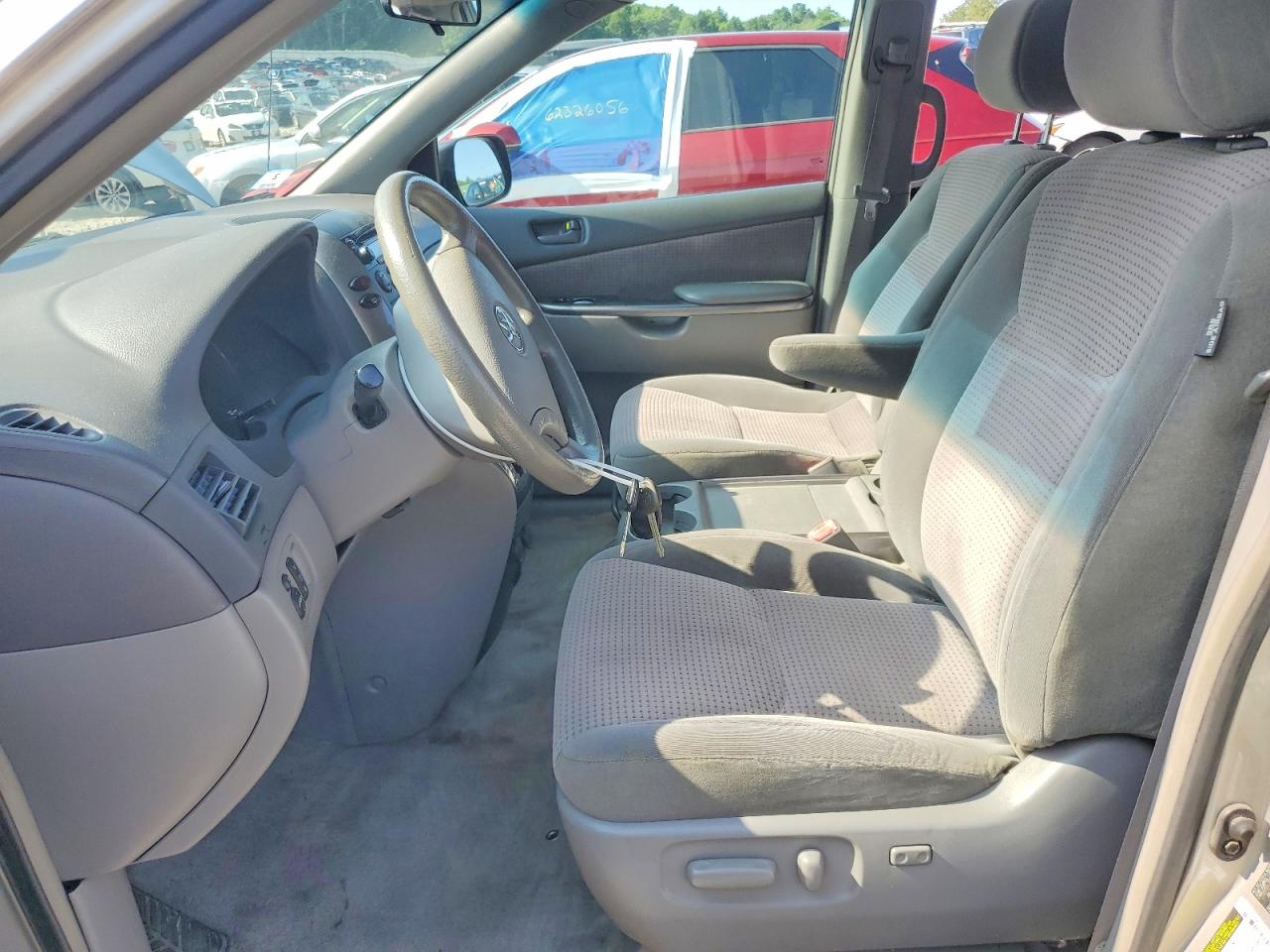 2006 Toyota Sienna Le 7 Passenger Желто-коричневый vin: 5TDZA23C56S498451