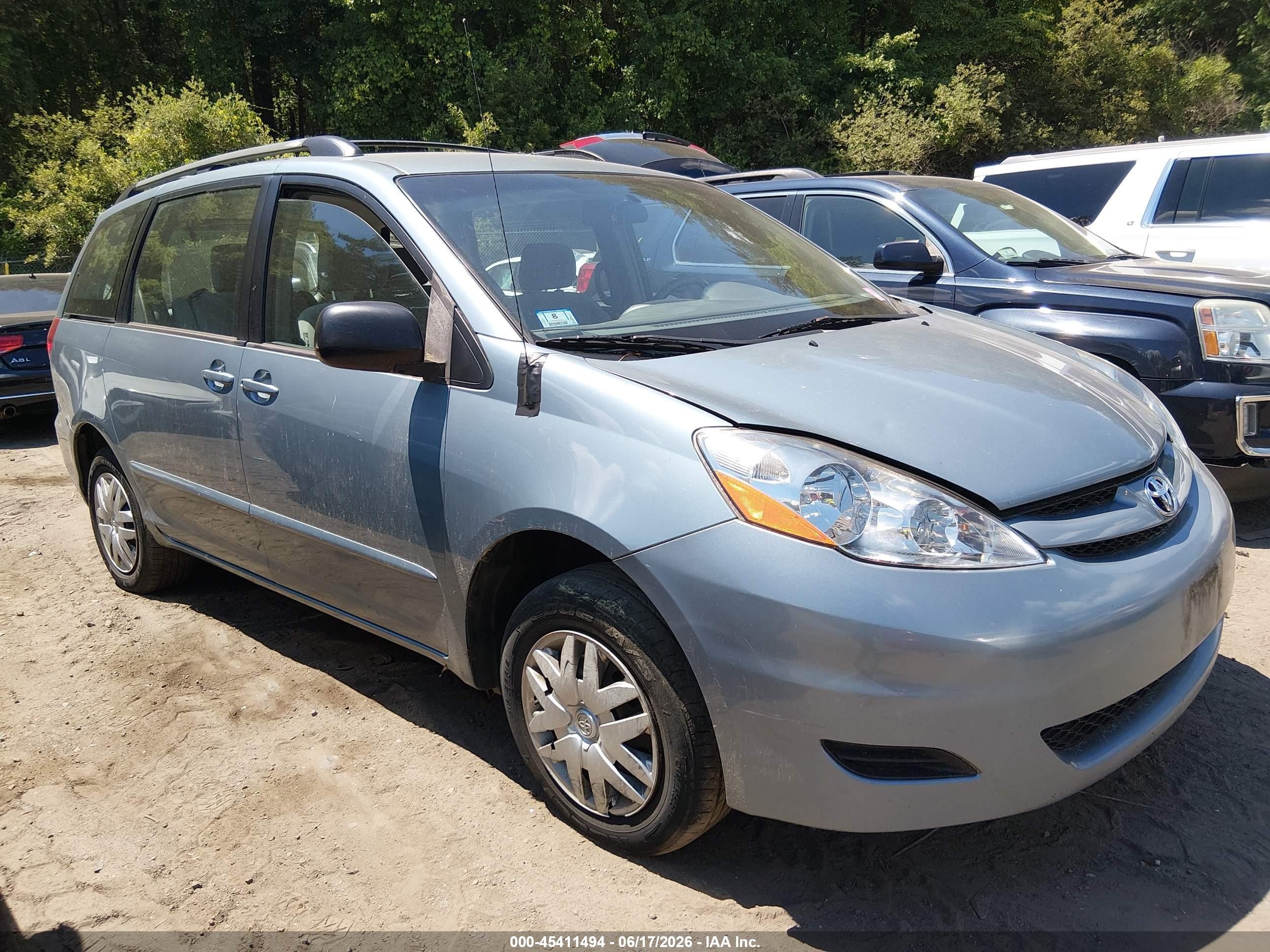 2006 Toyota Sienna Ce Light Blue vin: 5TDZA23C56S502496