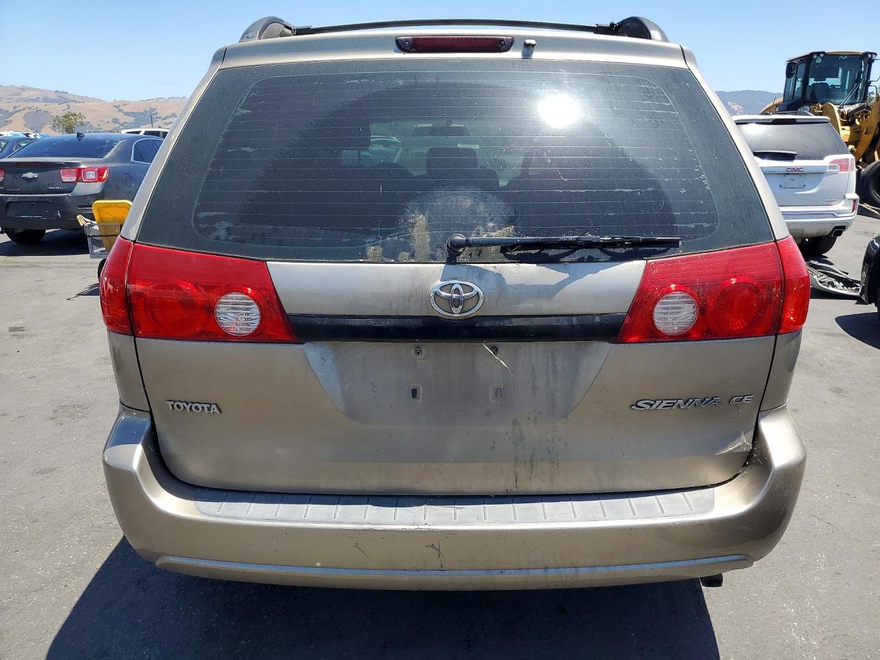 2006 Toyota Sienna Ce 8 Passenger Beige vin: 5TDZA23C56S548863