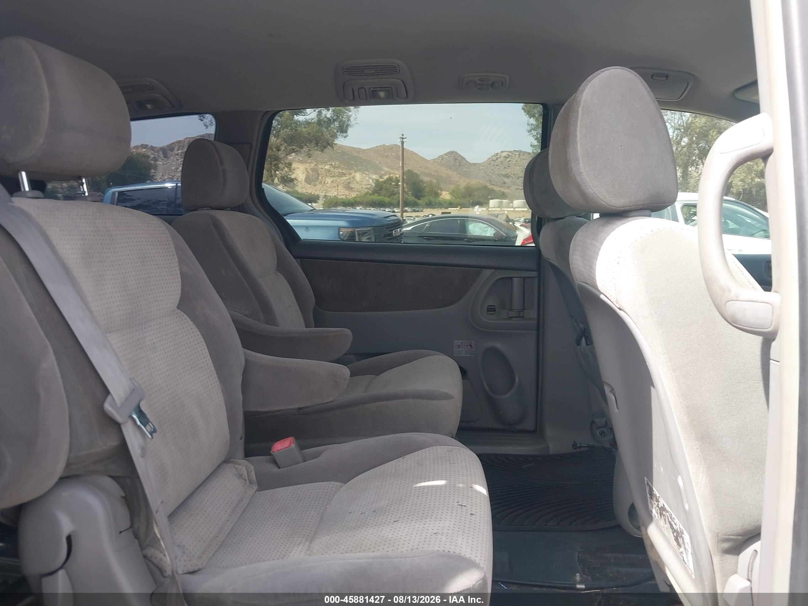 2006 Toyota Sienna Le Black vin: 5TDZA23C56S578929