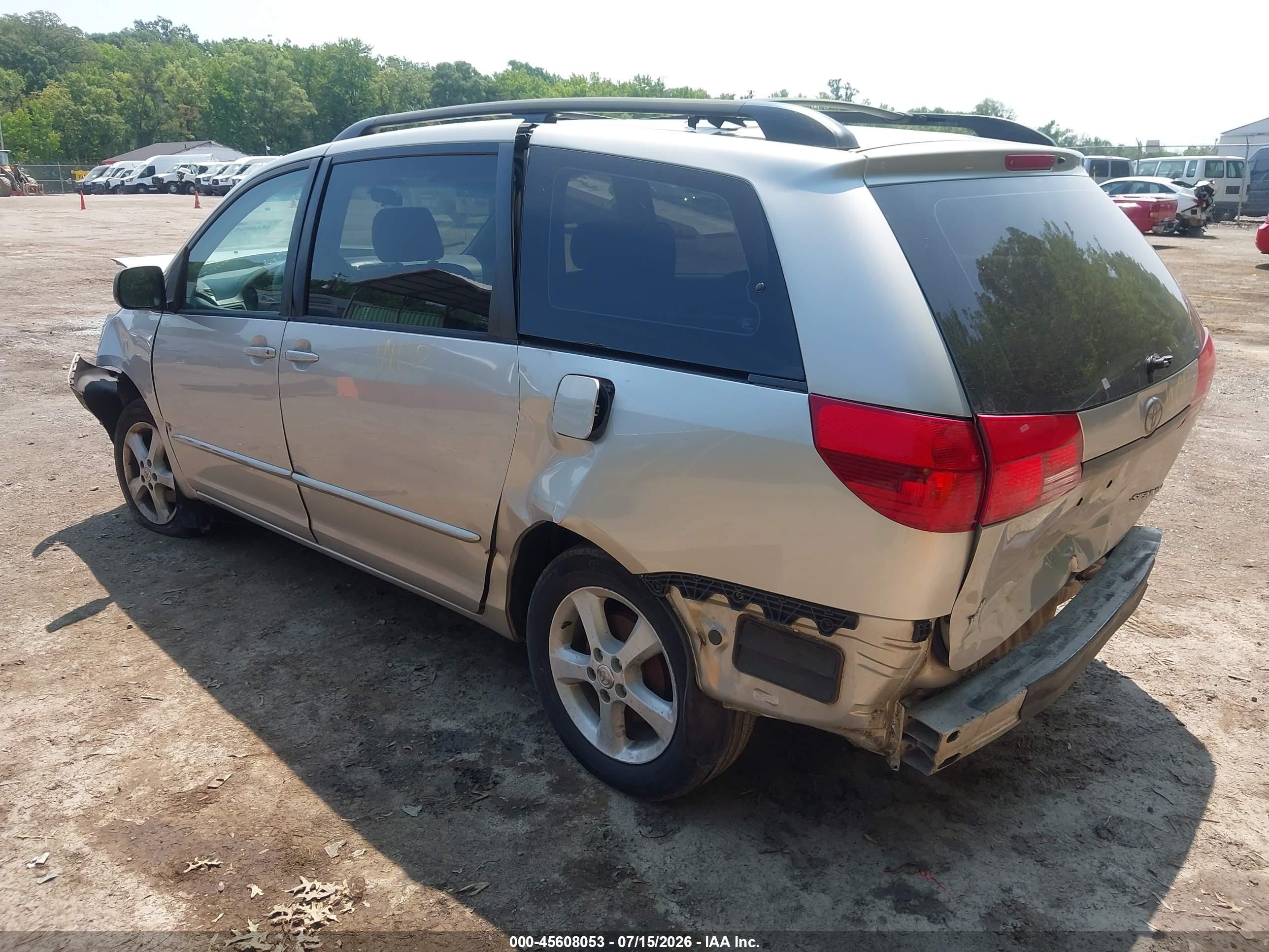 2004 Toyota Sienna Ce Gold vin: 5TDZA23C64S023033