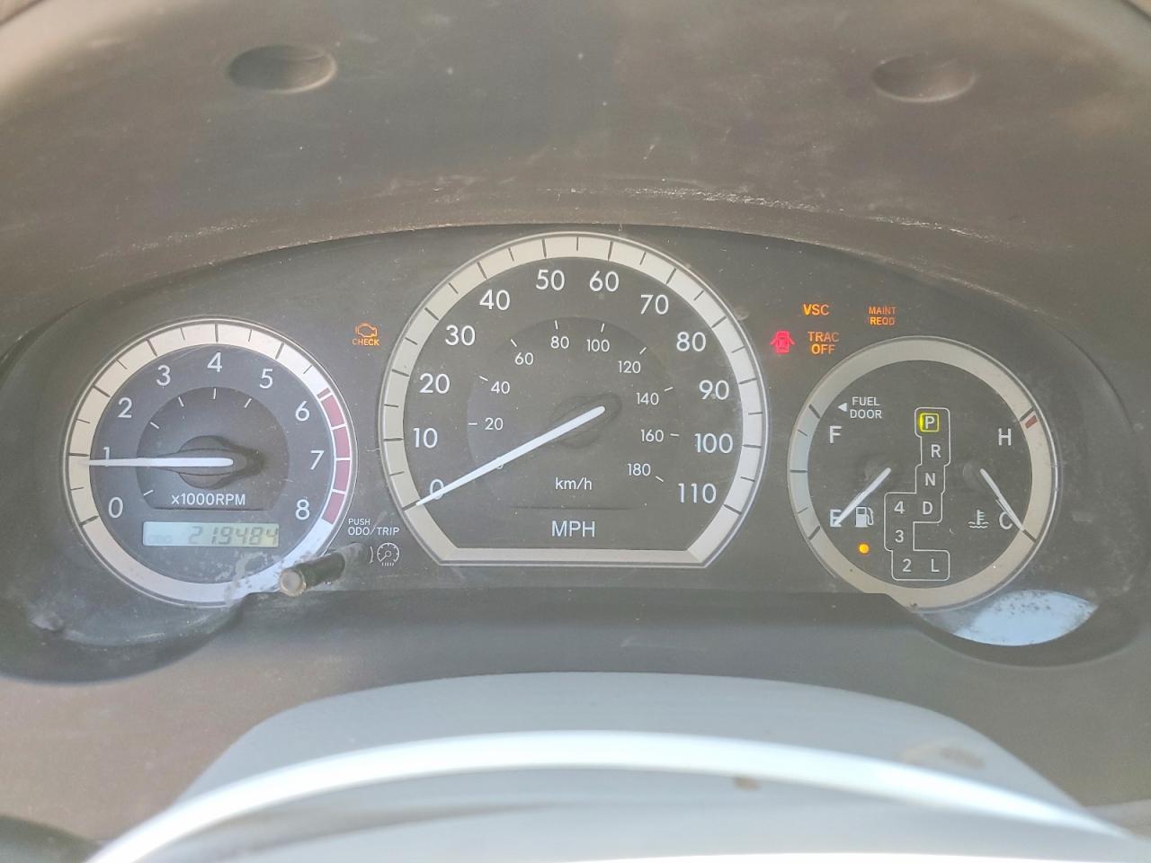 2004 Toyota Sienna Le 7 Passenger Зеленый vin: 5TDZA23C64S066237
