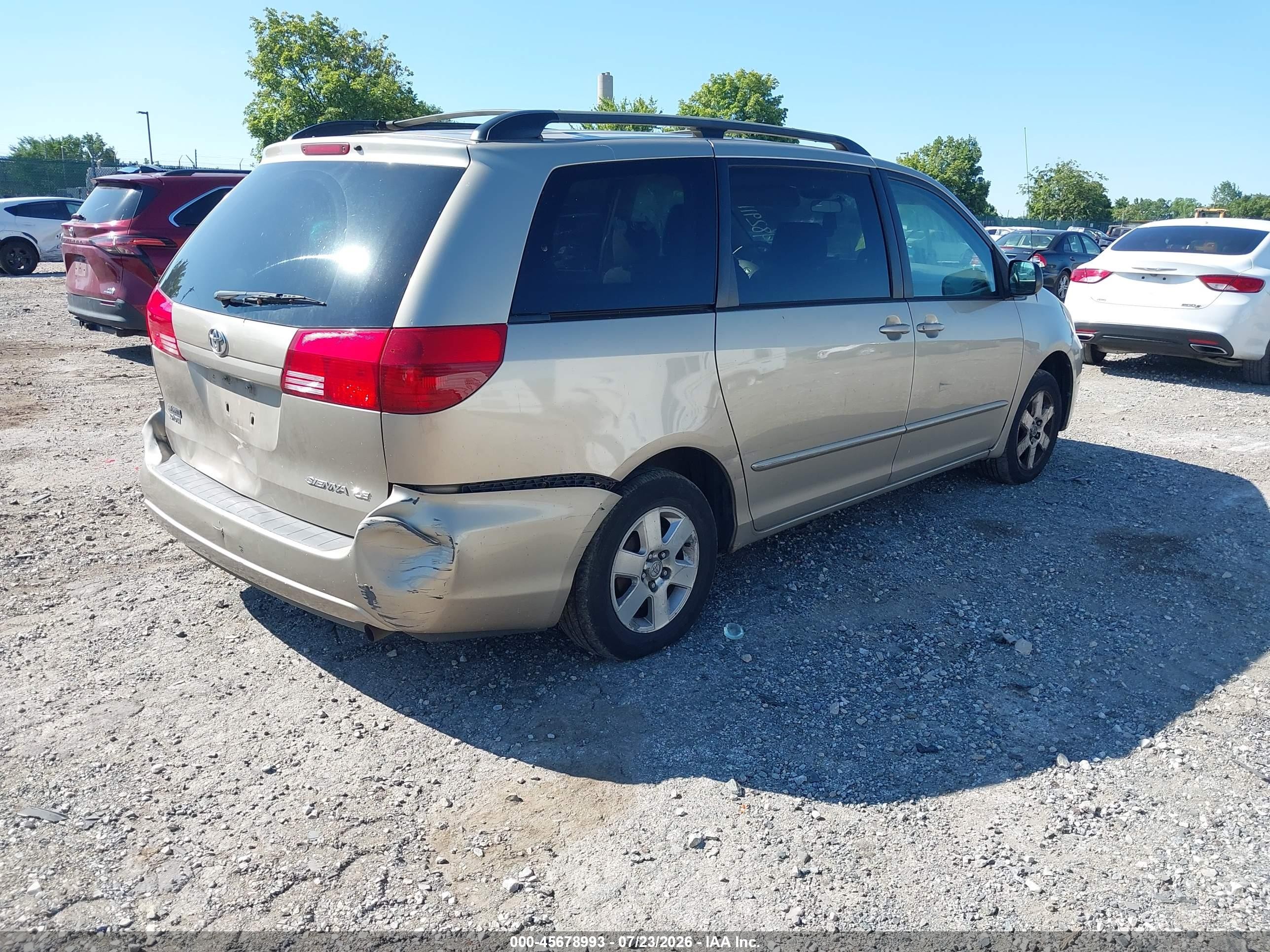 2004 Toyota Sienna Le Желто-коричневый vin: 5TDZA23C64S071146