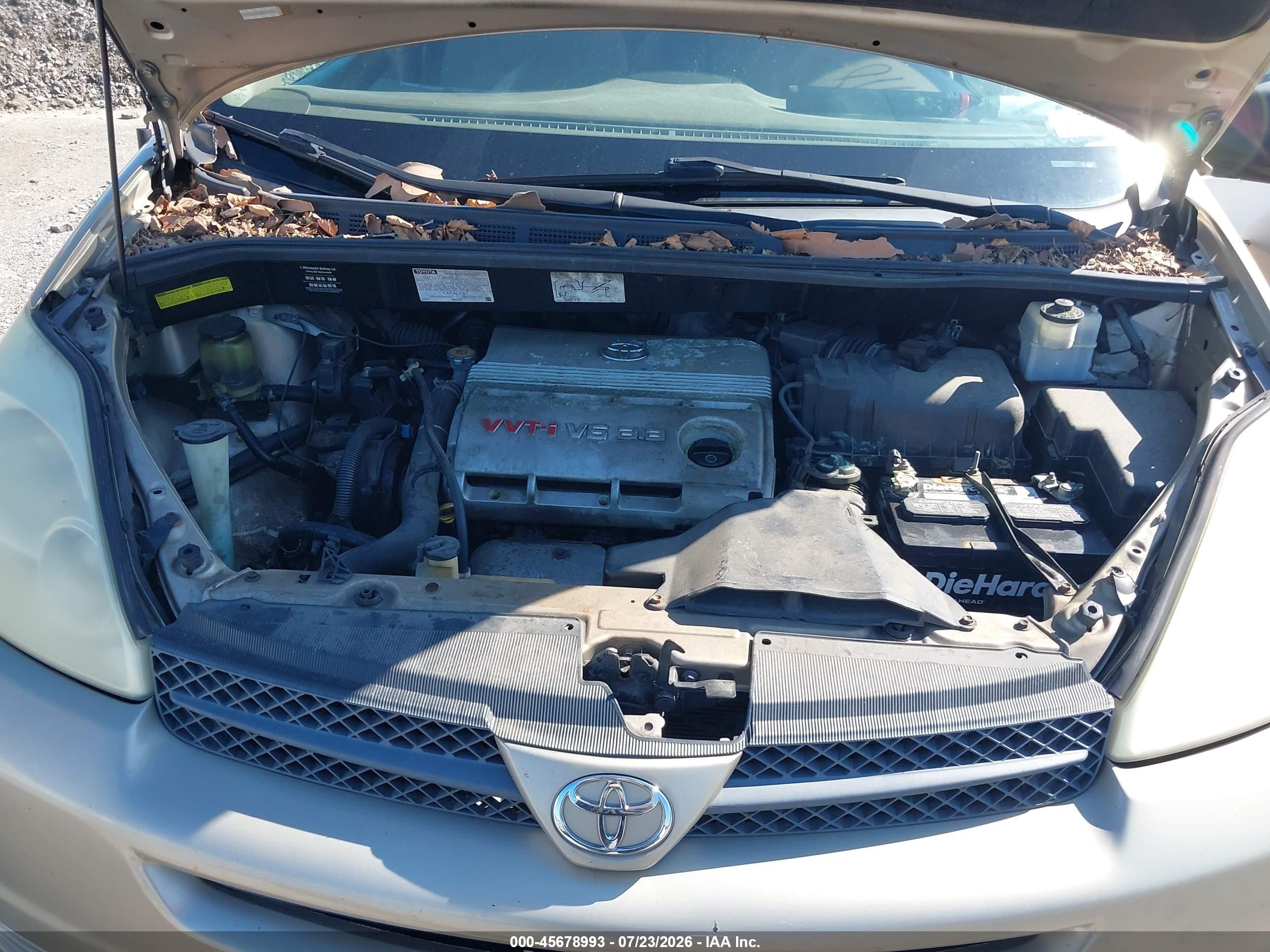2004 Toyota Sienna Le Желто-коричневый vin: 5TDZA23C64S071146