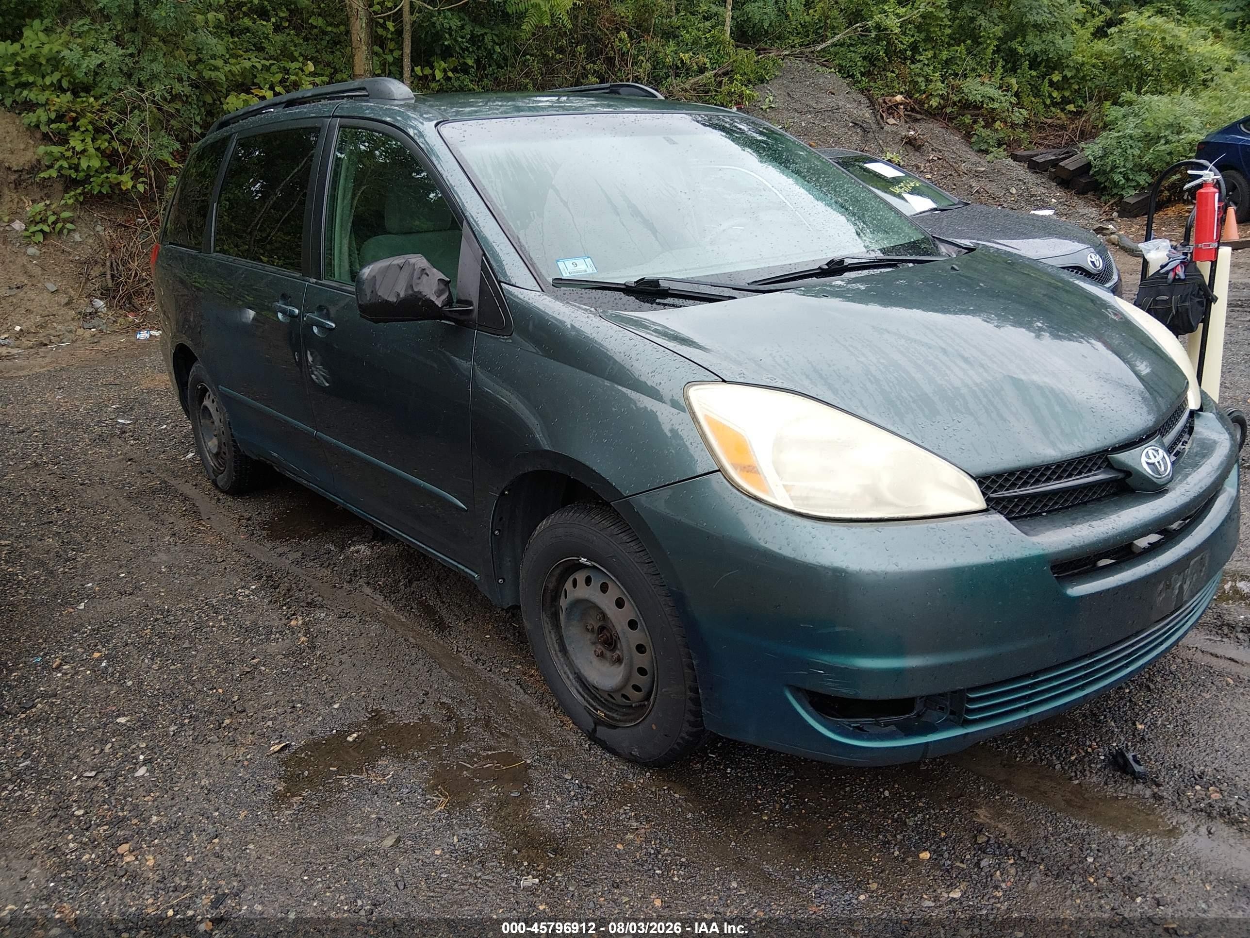 2004 Toyota Sienna Le Green vin: 5TDZA23C64S098959