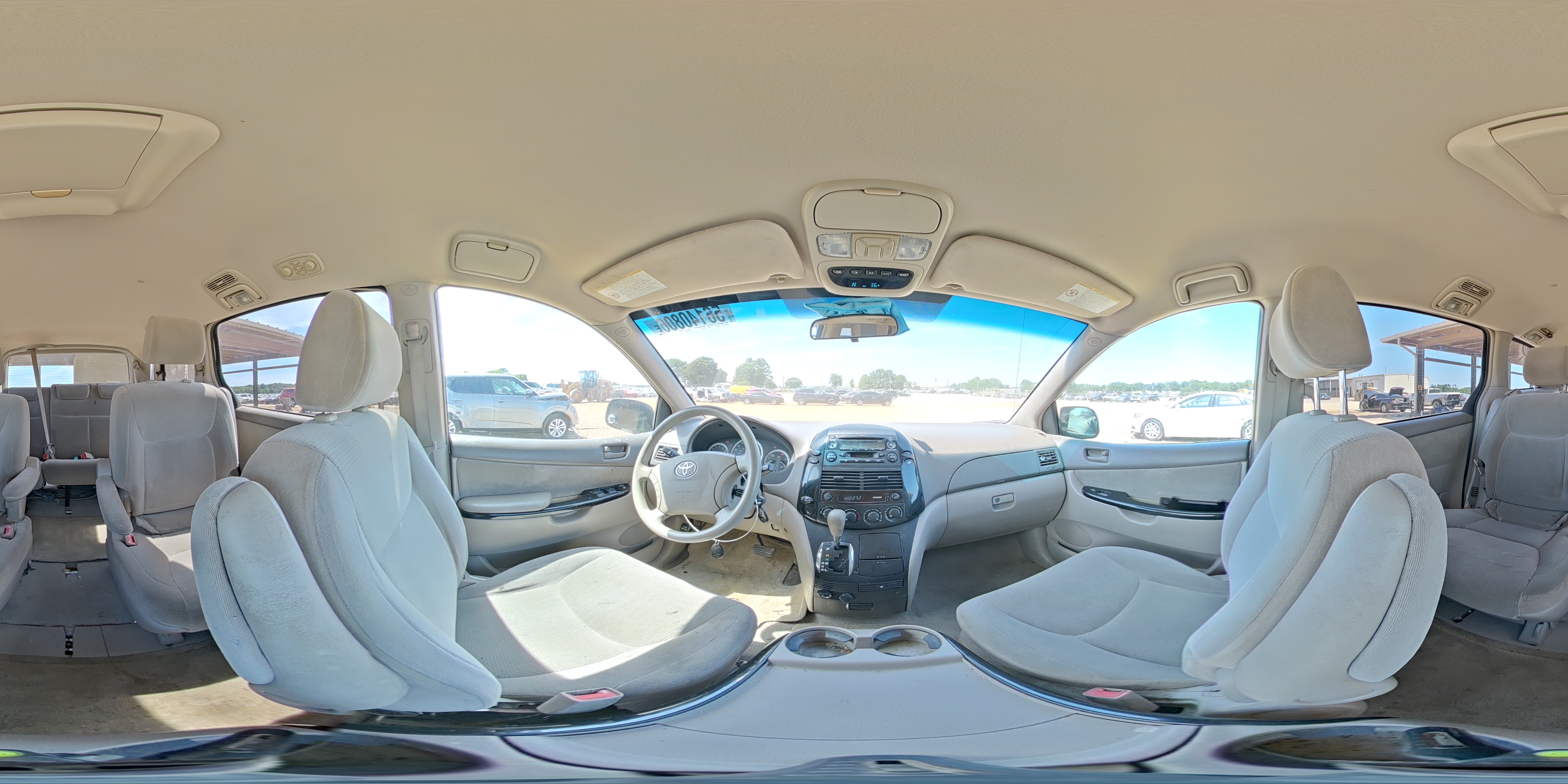 2004 Toyota Sienna Le 7 Passenger Белый vin: 5TDZA23C64S127540