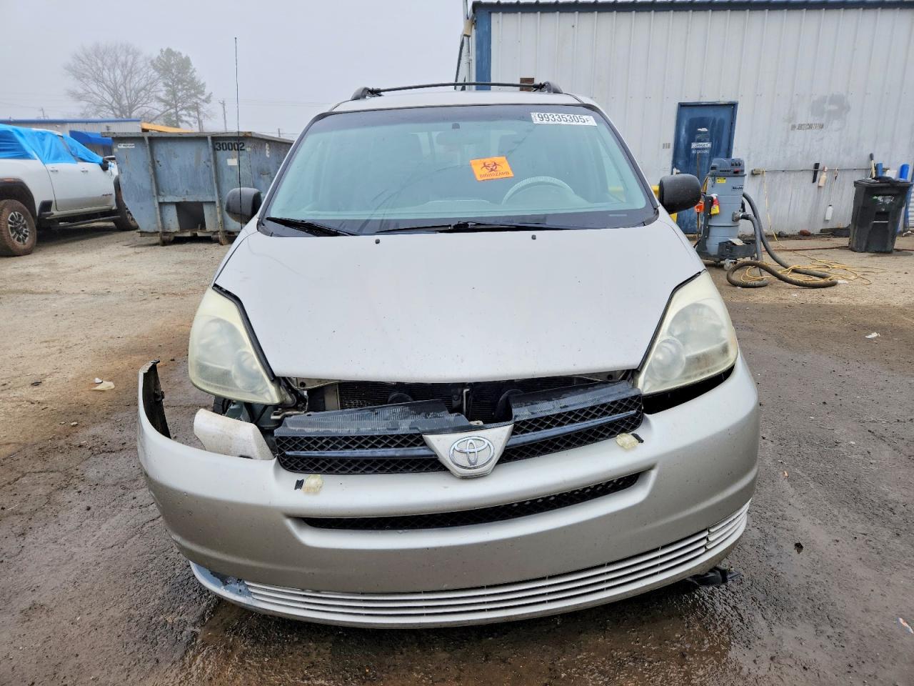 2004 Toyota Sienna Le 8 Passenger Silver vin: 5TDZA23C64S188564