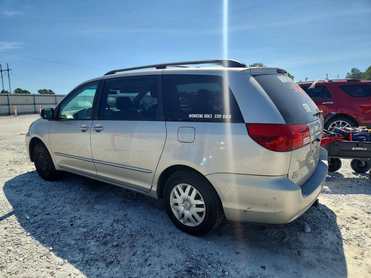 2004 Toyota Sienna Le 7 Passenger Beige vin: 5TDZA23C64S204455