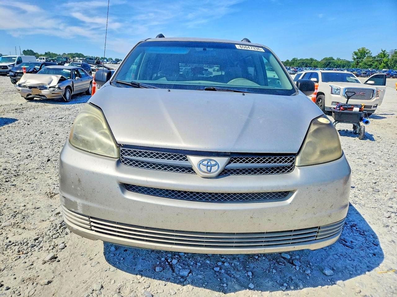 2004 Toyota Sienna Le 7 Passenger Beige vin: 5TDZA23C64S204455