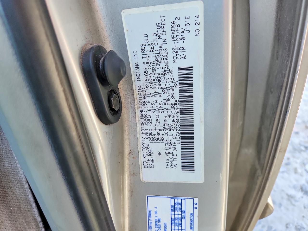 2004 Toyota Sienna Le 7 Passenger Beige vin: 5TDZA23C64S204455