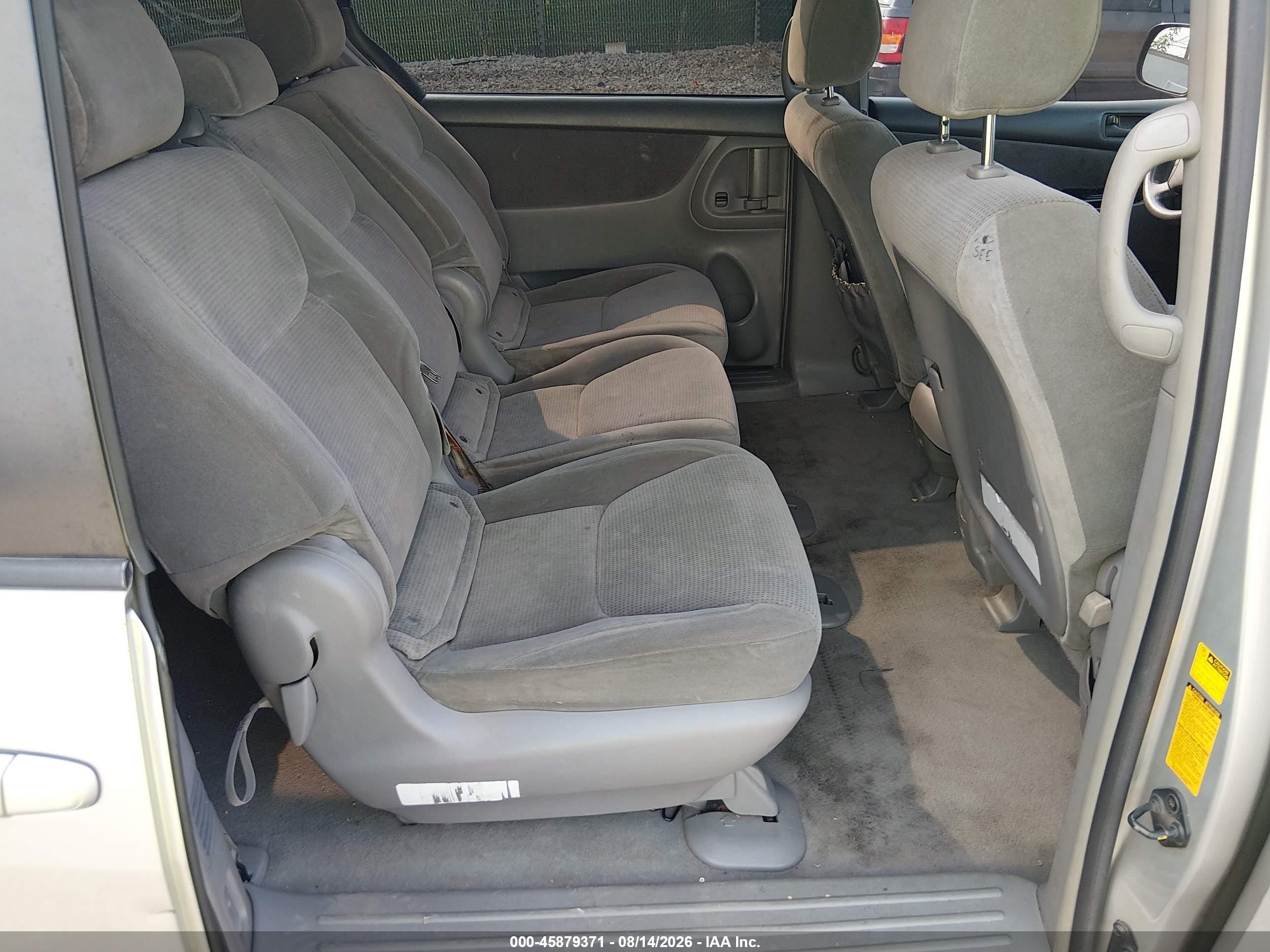 2004 Toyota Sienna Le Beige vin: 5TDZA23C64S216752