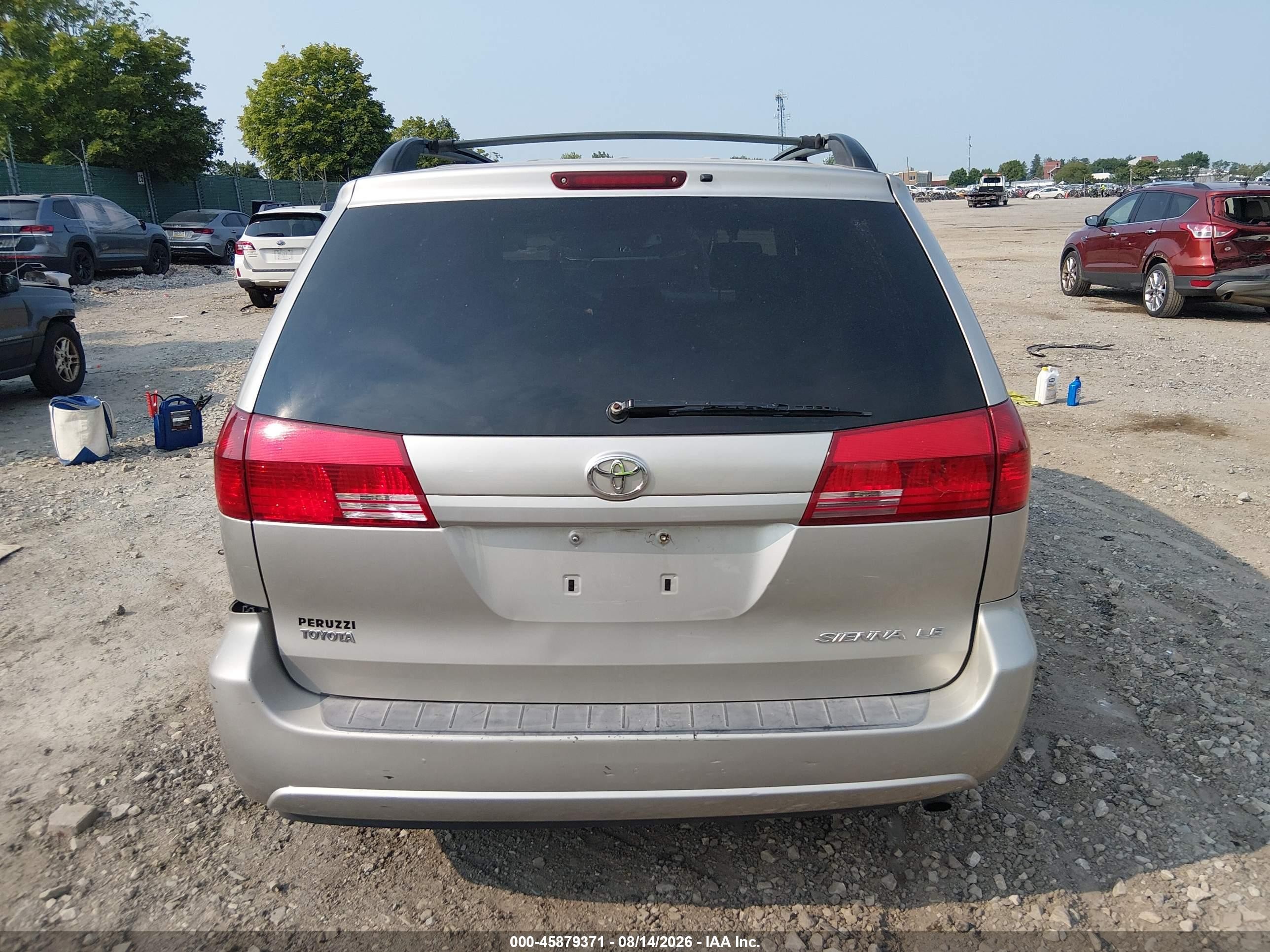 2004 Toyota Sienna Le Beige vin: 5TDZA23C64S216752