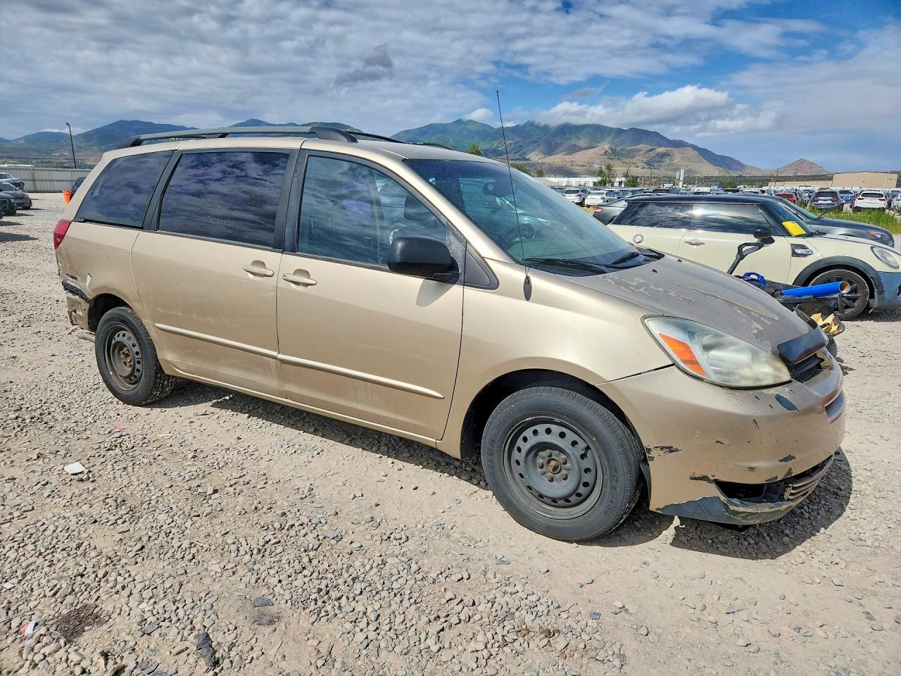 2005 Toyota Sienna Ce 8 Passenger Beige vin: 5TDZA23C65S284308