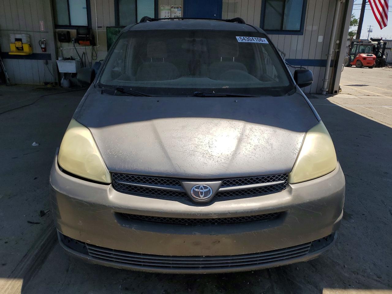2005 Toyota Sienna Le 8 Passenger Gray vin: 5TDZA23C65S298094
