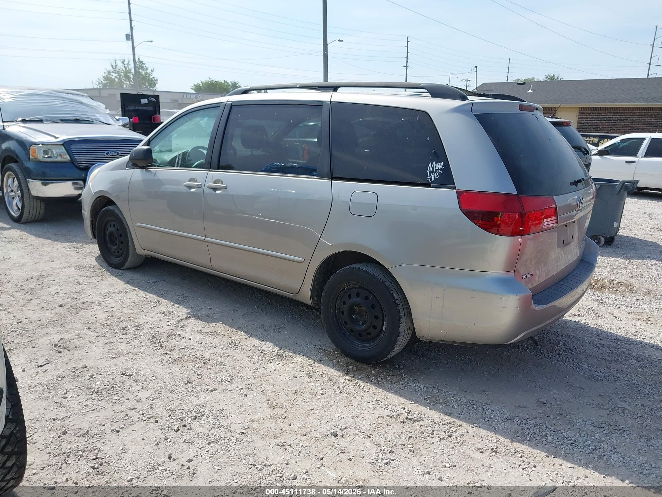 2005 Toyota Sienna Le Silver vin: 5TDZA23C65S308641