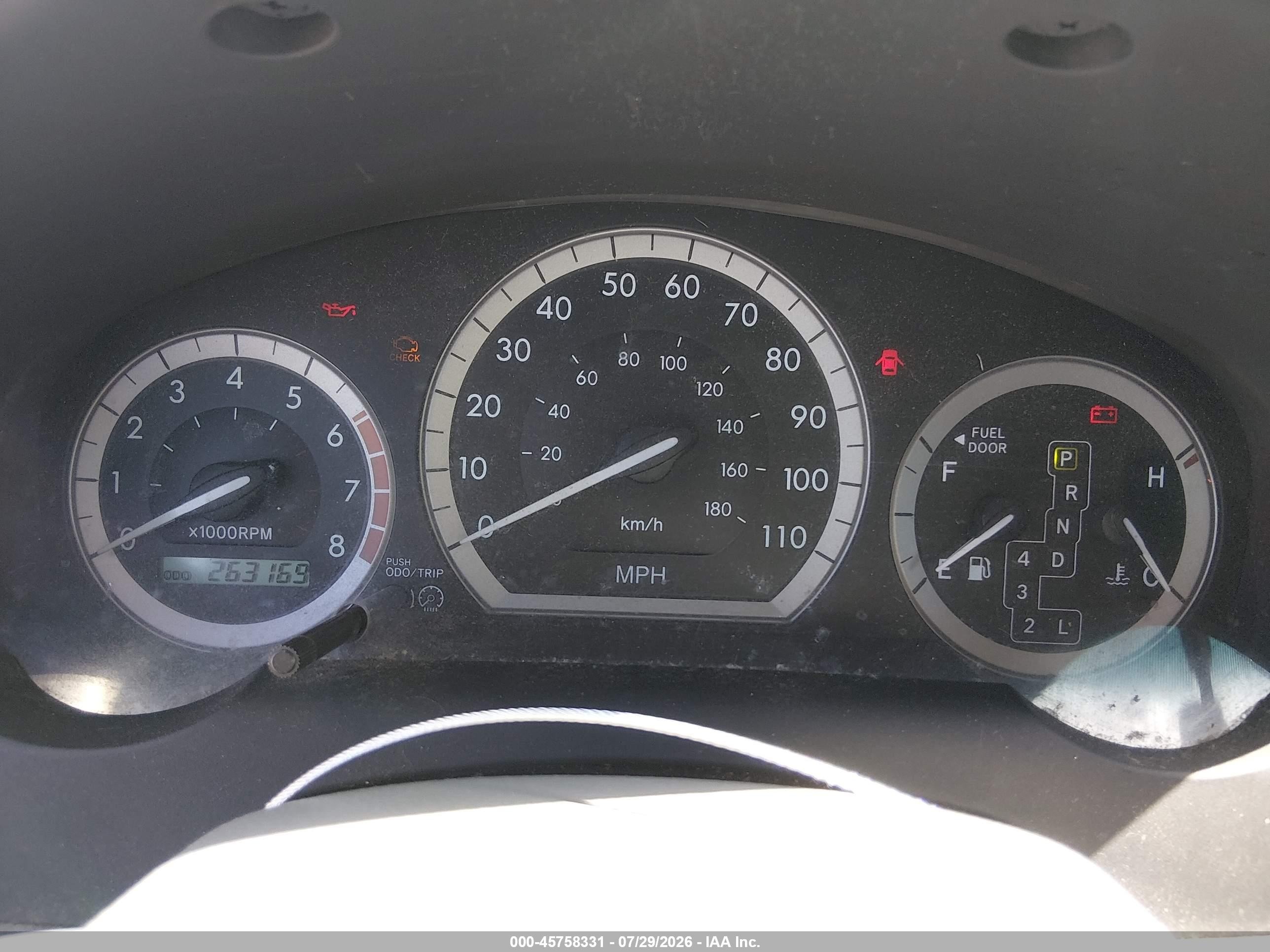 2005 Toyota Sienna Le Бордовый vin: 5TDZA23C65S327156