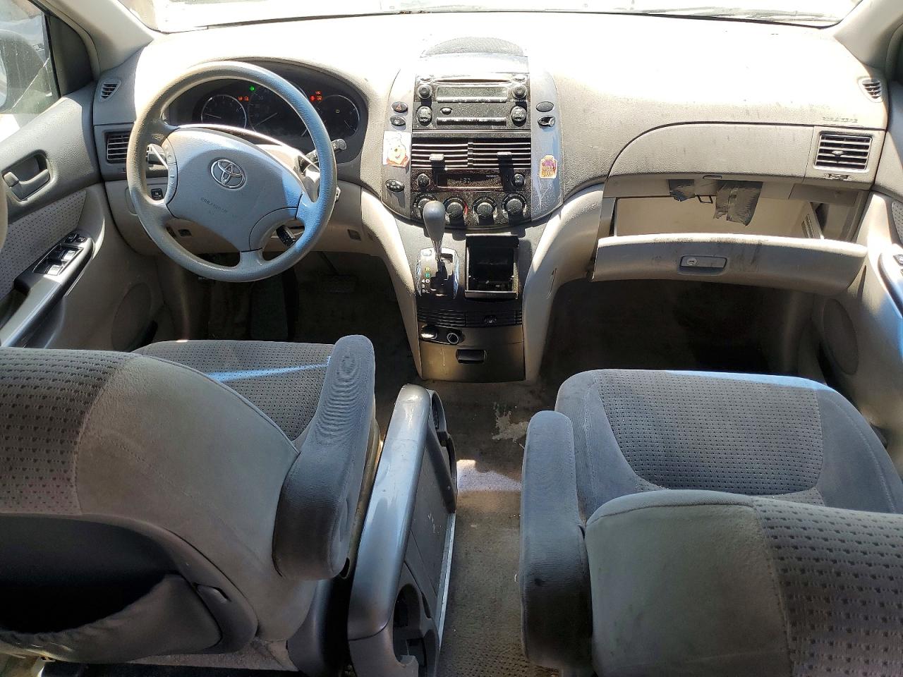 2006 Toyota Sienna Le 8 Passenger Blue vin: 5TDZA23C66S442986
