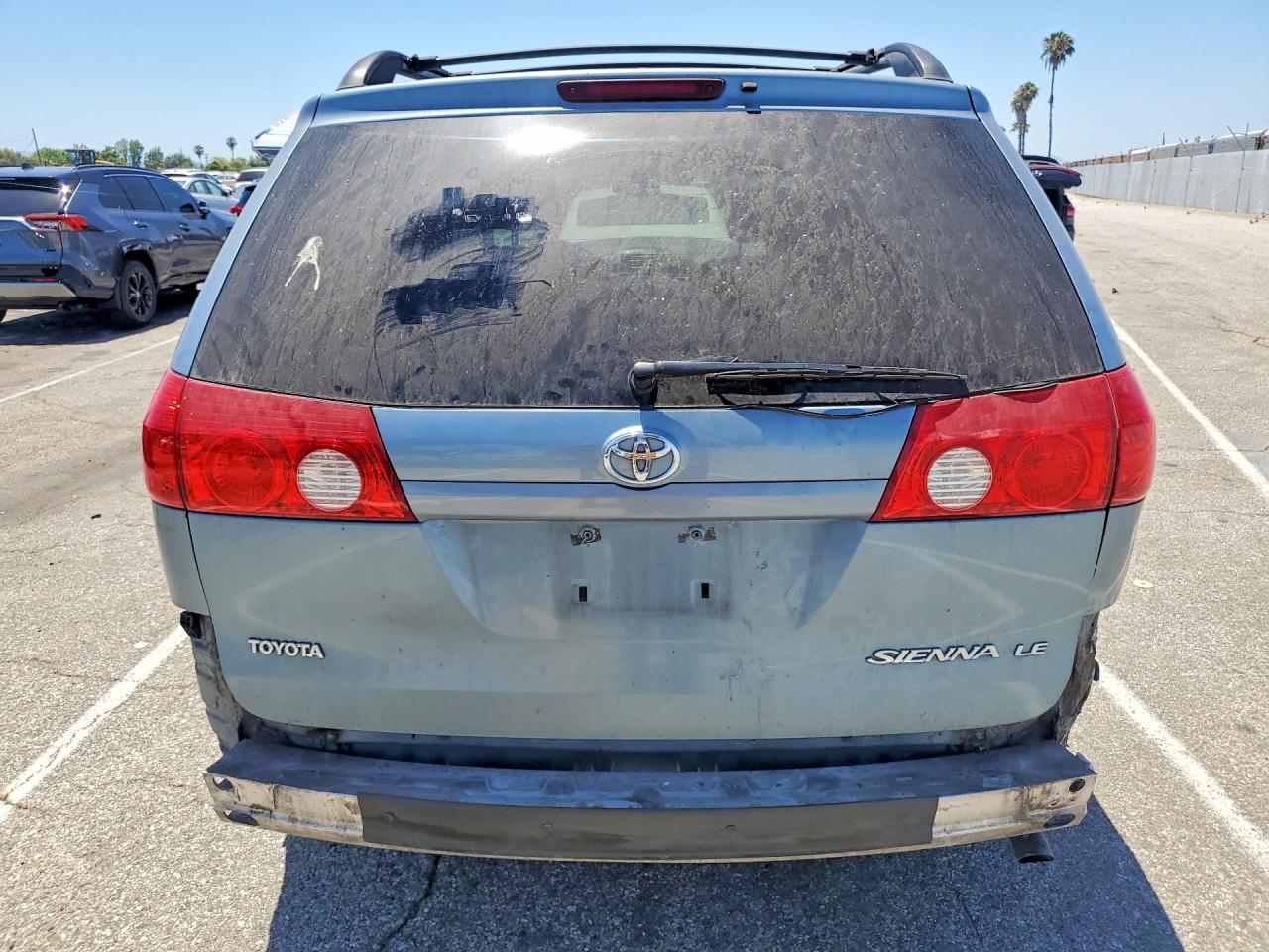 2006 Toyota Sienna Le 8 Passenger Blue vin: 5TDZA23C66S442986