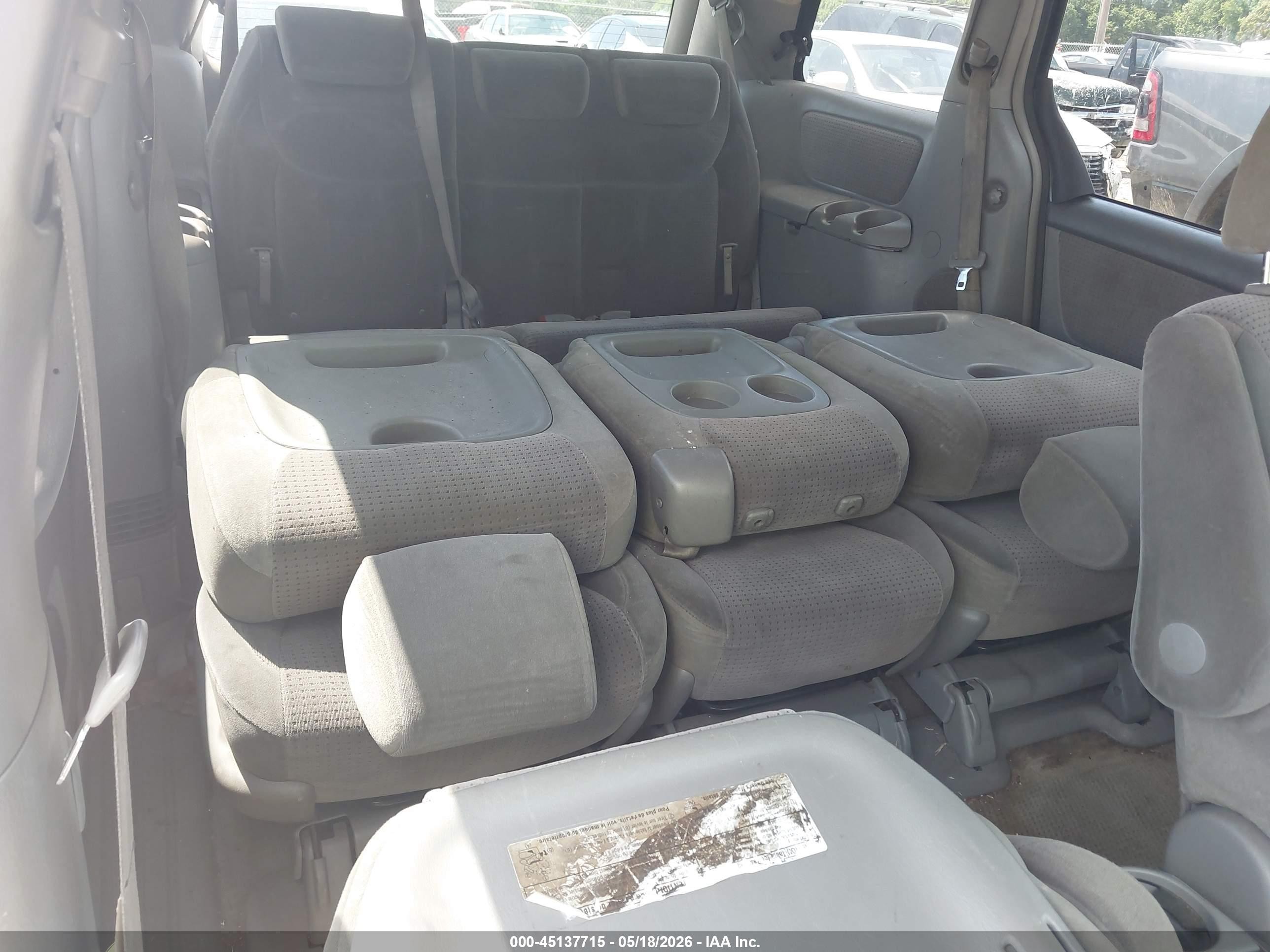 2006 Toyota Sienna Le Light Blue vin: 5TDZA23C66S481027