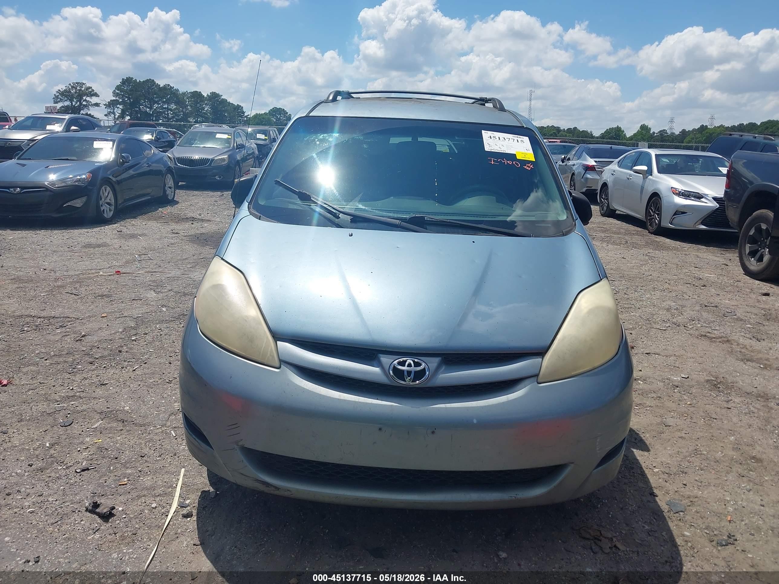 2006 Toyota Sienna Le Light Blue vin: 5TDZA23C66S481027