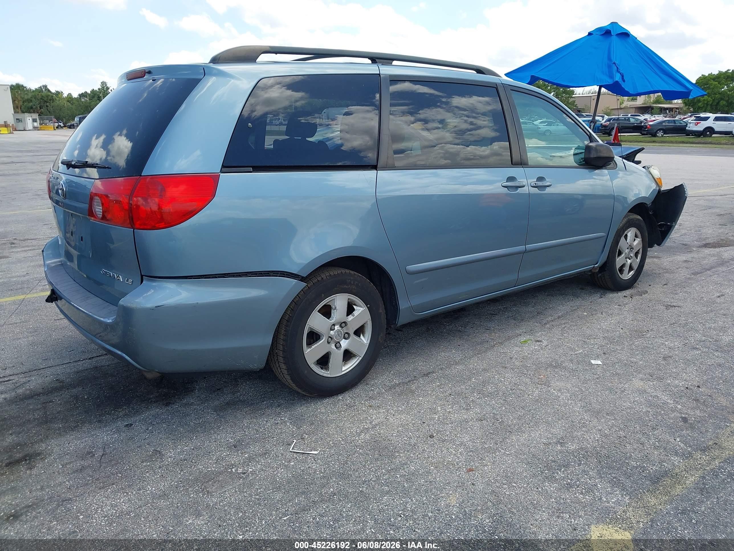 2006 Toyota Sienna Le Gray vin: 5TDZA23C66S553988