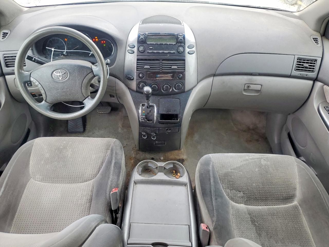 2006 Toyota Sienna Le 7 Passenger Gray vin: 5TDZA23C66S577059