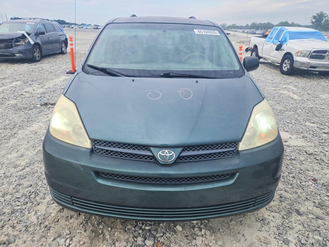2004 Toyota Sienna Ce 7 Passenger Gray vin: 5TDZA23C74S015538