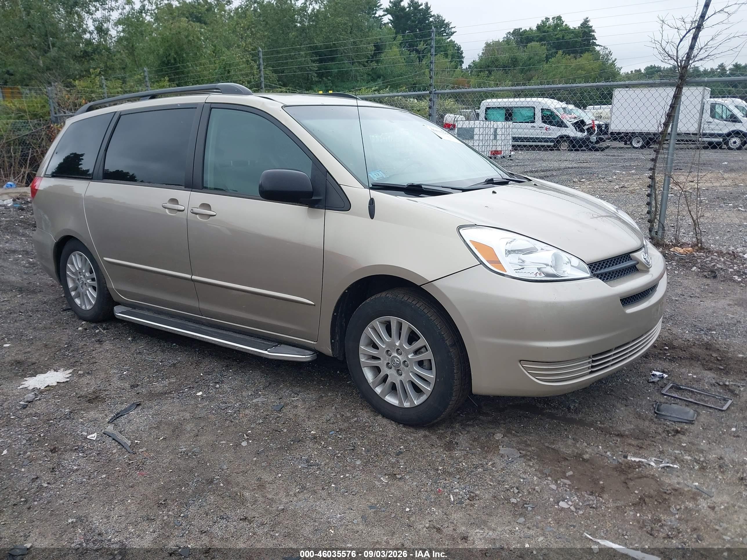 2004 Toyota Sienna Le Коричневый vin: 5TDZA23C74S068076