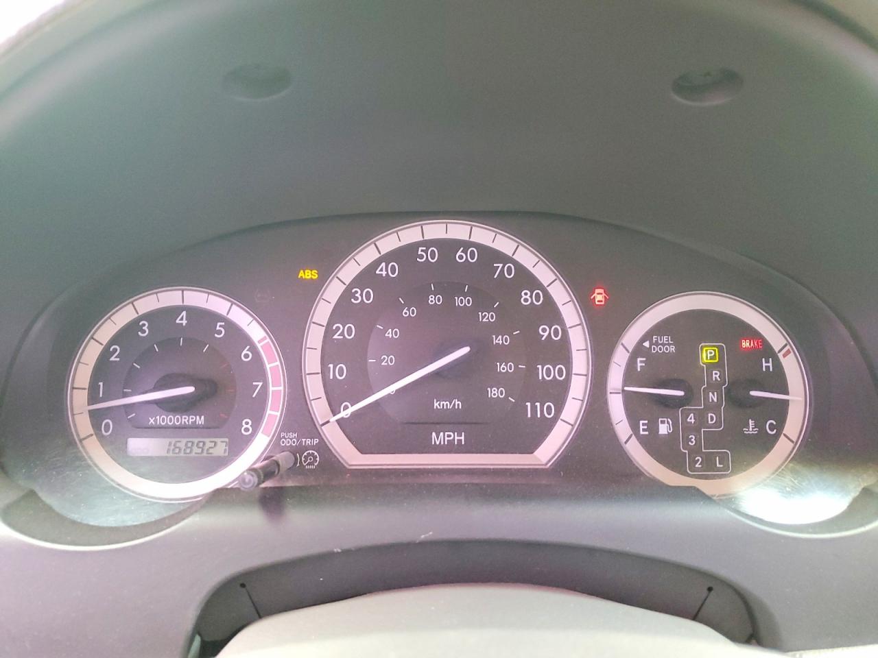 2004 Toyota Sienna Ce 8 Passenger Серебряный vin: 5TDZA23C74S077599