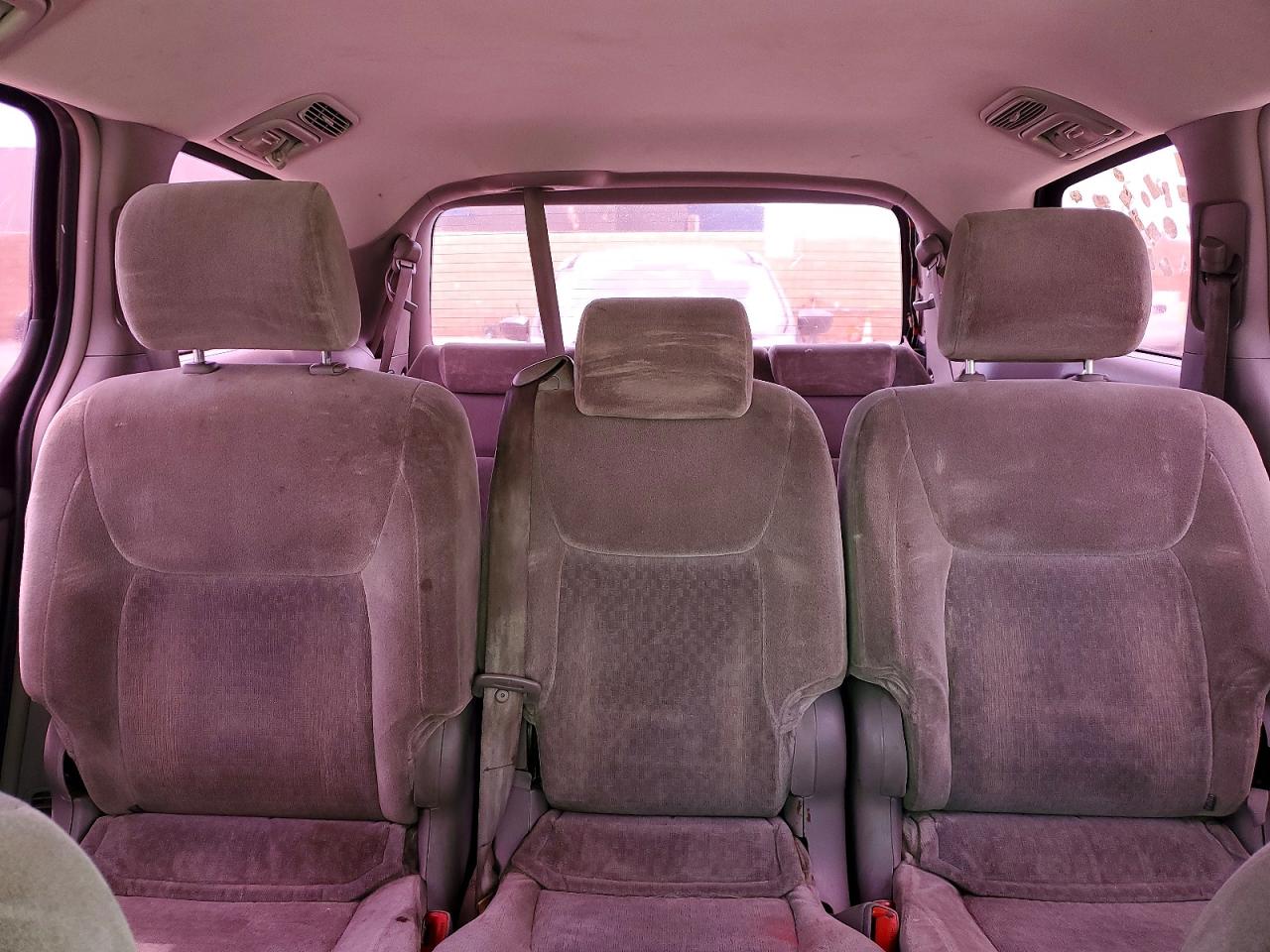 2004 Toyota Sienna Ce 8 Passenger Серебряный vin: 5TDZA23C74S077599