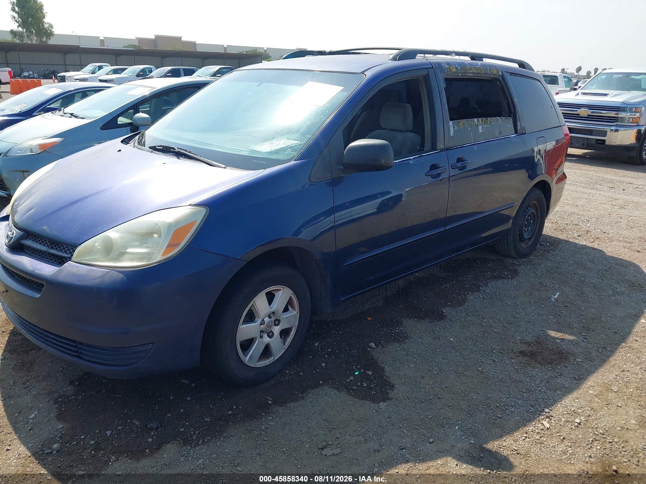 2004 Toyota Sienna Le Blue vin: 5TDZA23C74S110018