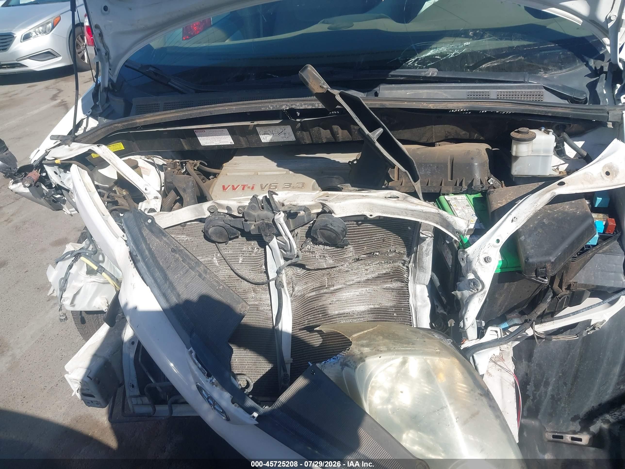 2005 Toyota Sienna Le Белый vin: 5TDZA23C75S295740