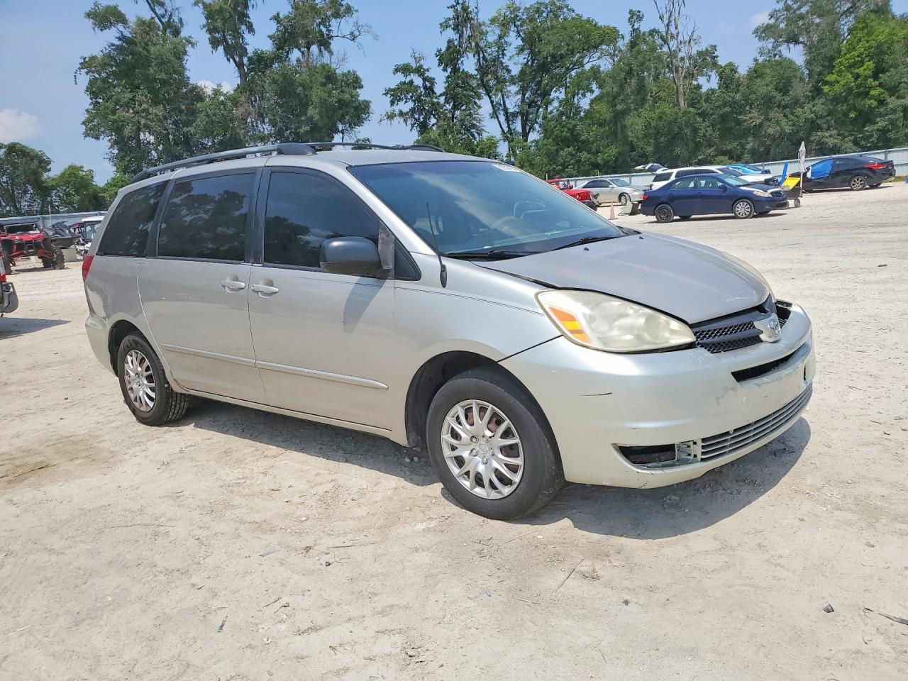 2005 Toyota Sienna Le 8 Passenger Silver vin: 5TDZA23C75S325044