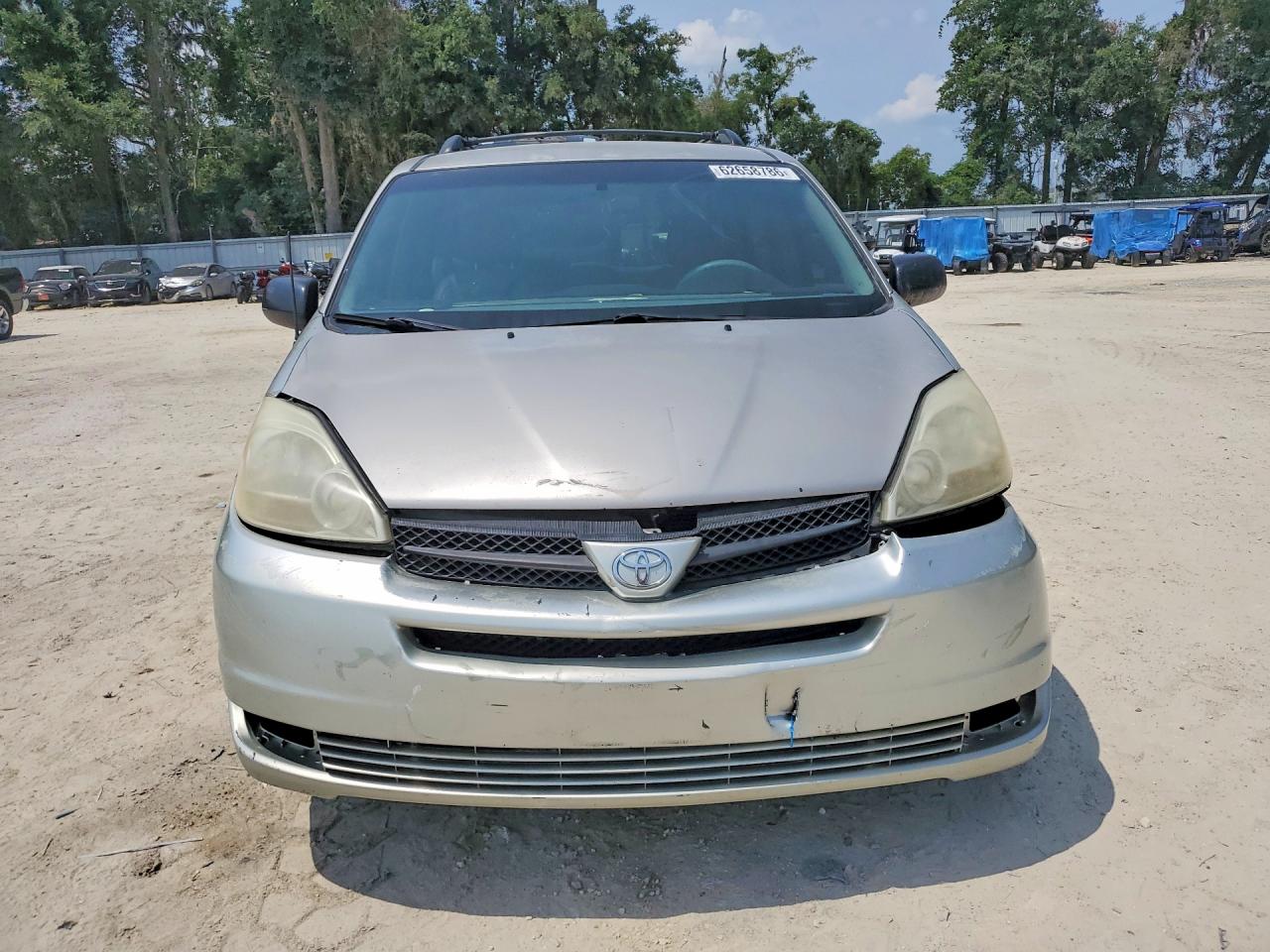2005 Toyota Sienna Le 8 Passenger Silver vin: 5TDZA23C75S325044