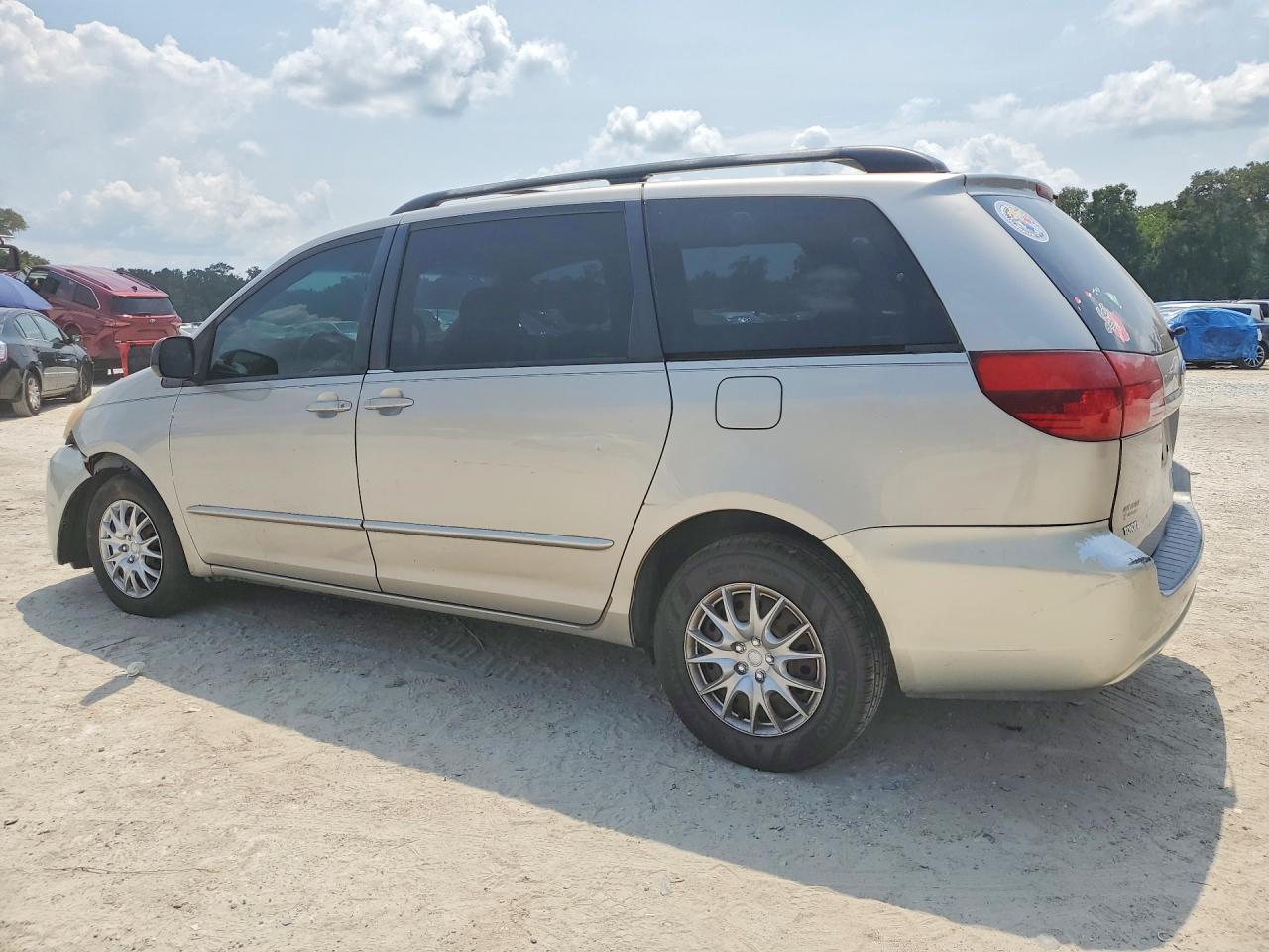 2005 Toyota Sienna Le 8 Passenger Silver vin: 5TDZA23C75S325044