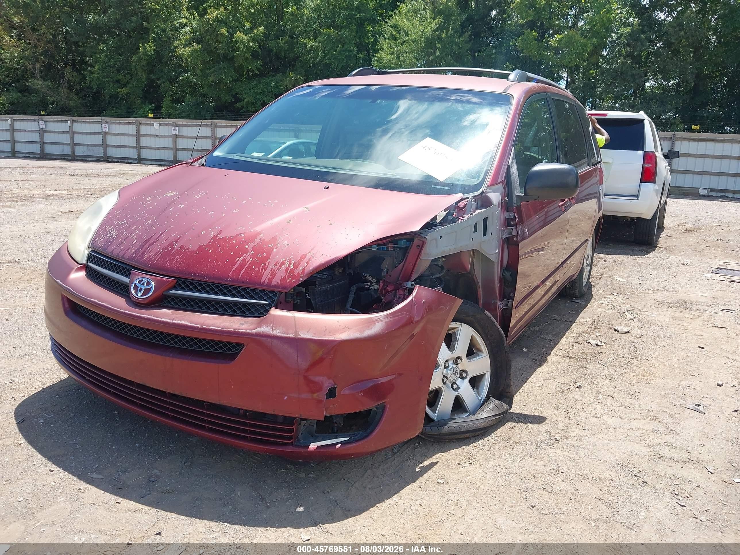 2005 Toyota Sienna Le Red vin: 5TDZA23C75S376592