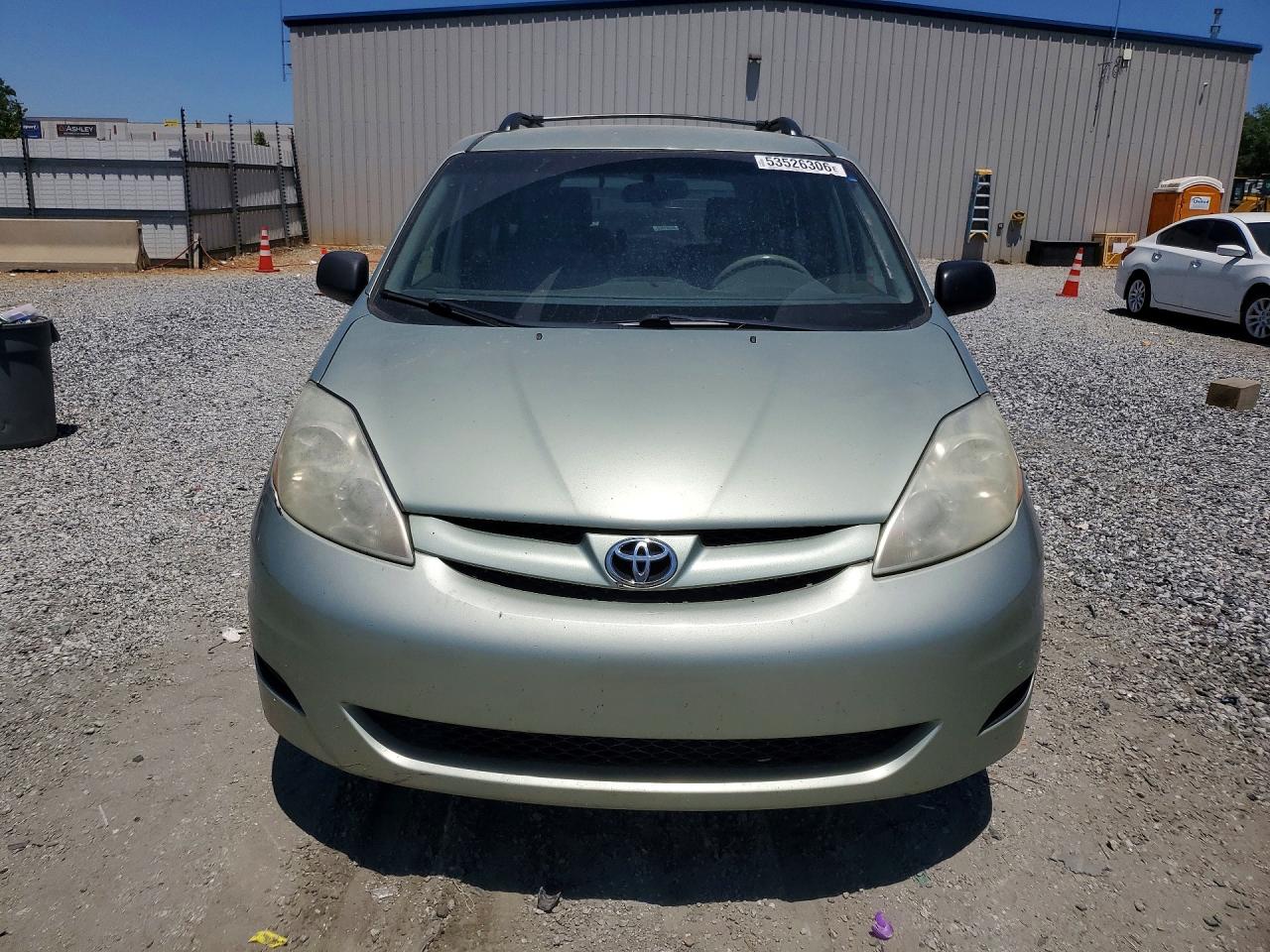 2006 Toyota Sienna Le 7 Passenger Green vin: 5TDZA23C76S413299